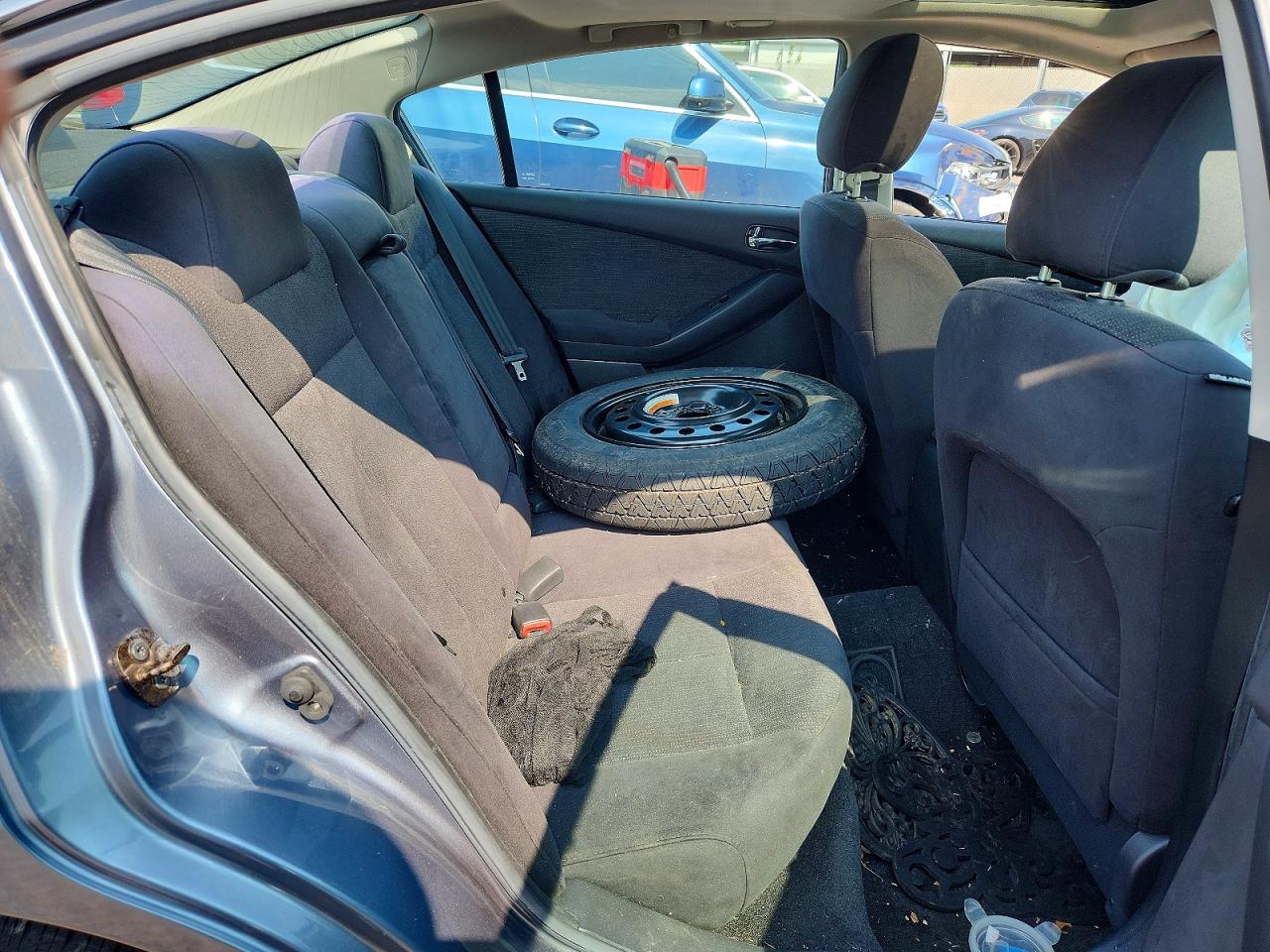 2010 Nissan Altima 2.5 Silver vin: 1N4AL2APXAN534443