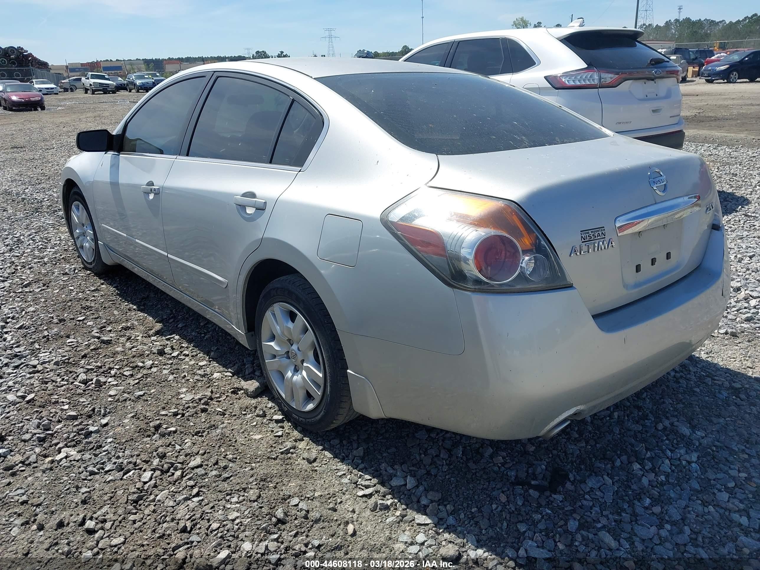 2010 Nissan Altima 2.5 S Silver vin: 1N4AL2APXAN545748