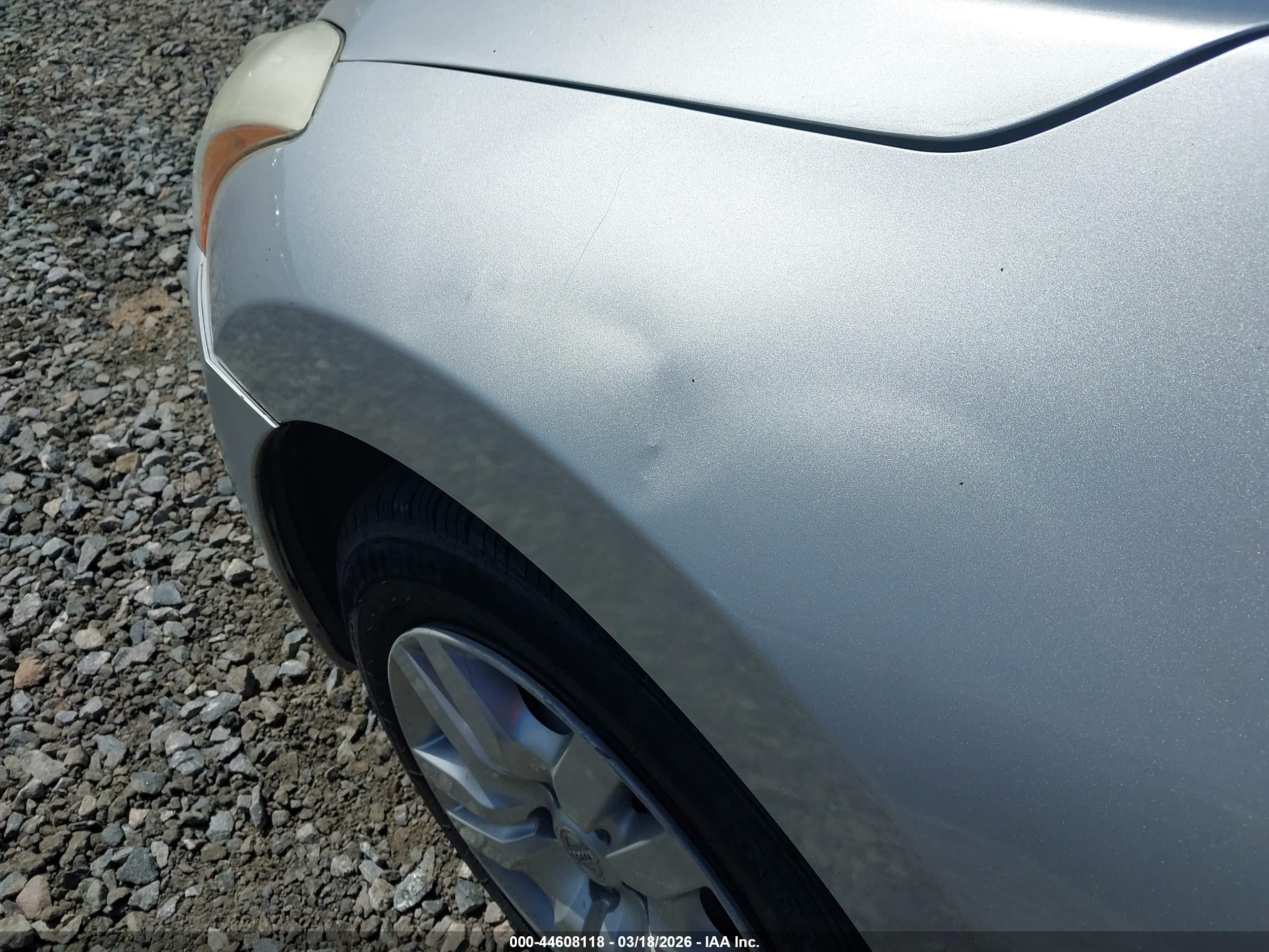 2010 Nissan Altima 2.5 S Silver vin: 1N4AL2APXAN545748