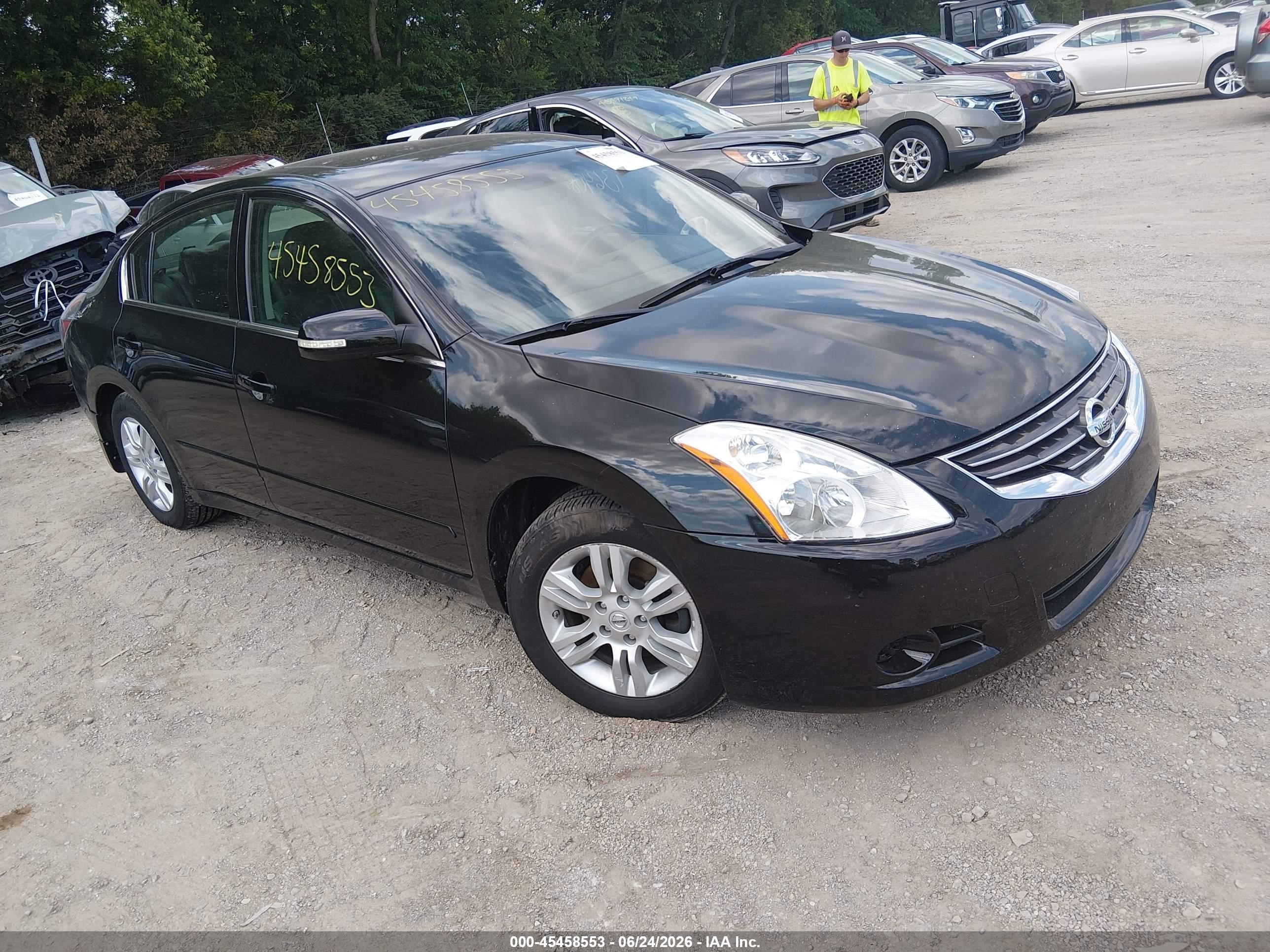 2010 Nissan Altima 2.5 S Black vin: 1N4AL2APXAN547158