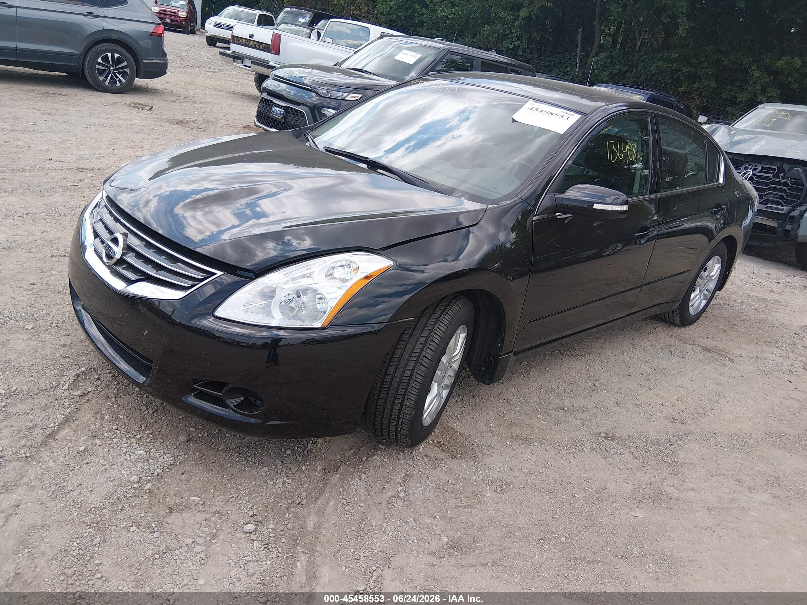 2010 Nissan Altima 2.5 S Black vin: 1N4AL2APXAN547158