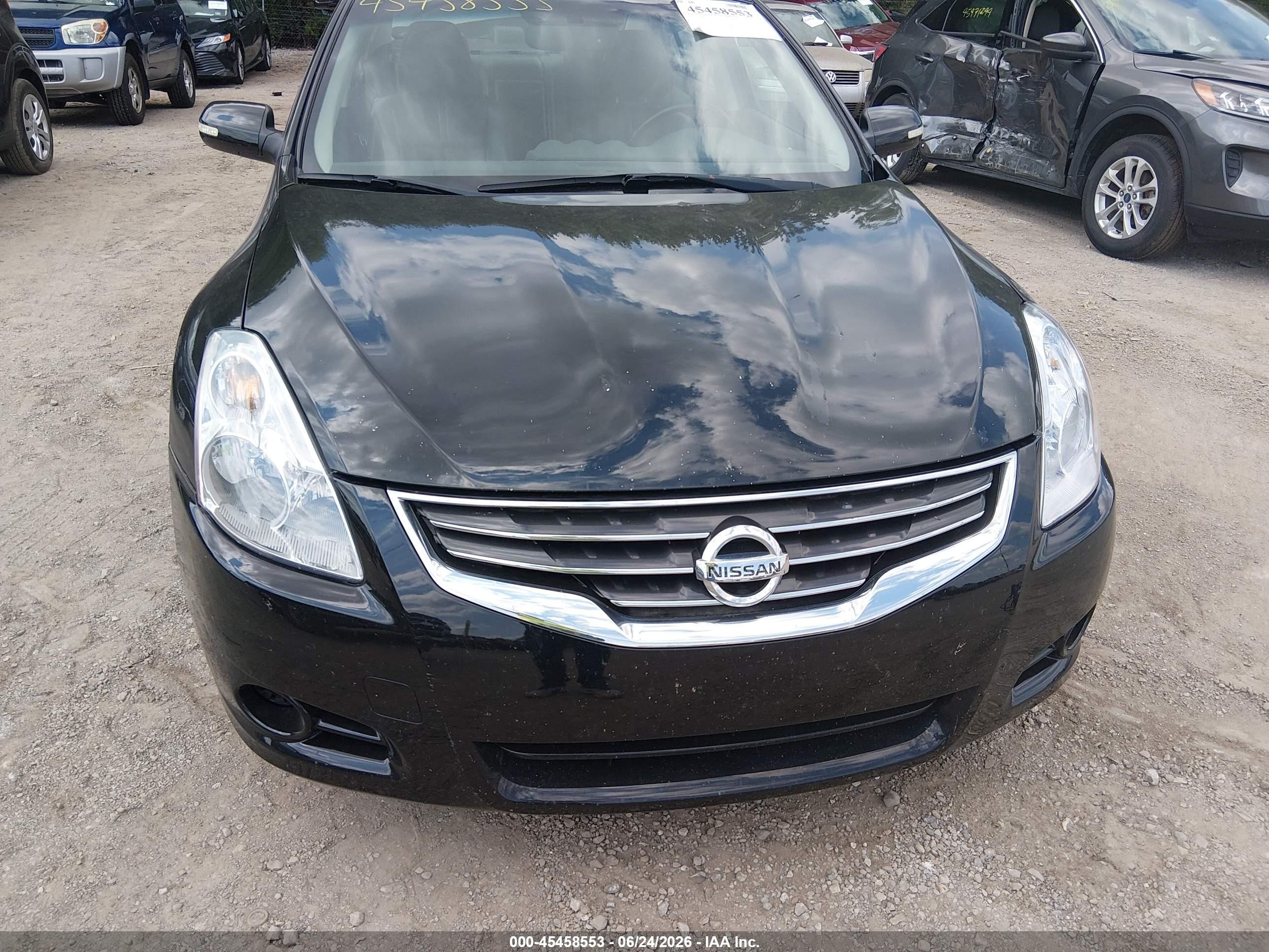 2010 Nissan Altima 2.5 S Black vin: 1N4AL2APXAN547158