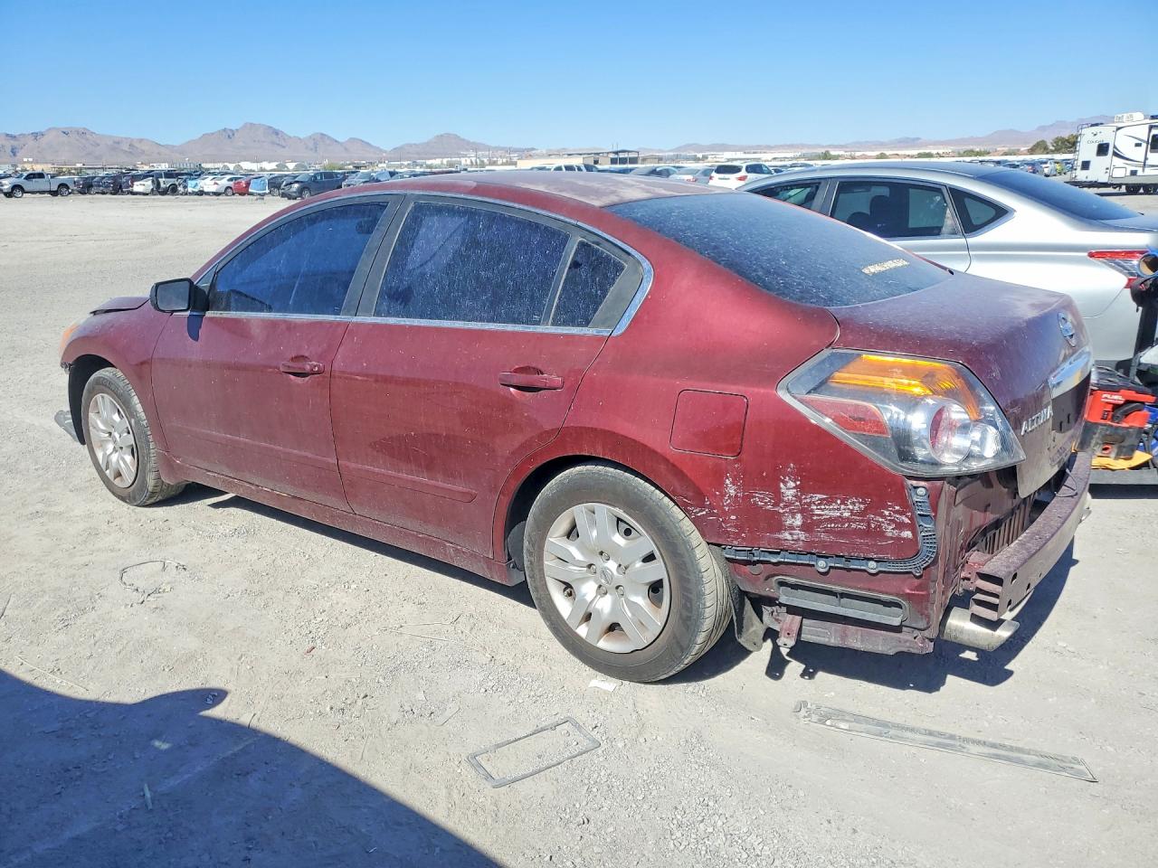 2010 Nissan Altima 2.5 Burgundy vin: 1N4AL2APXAN549606