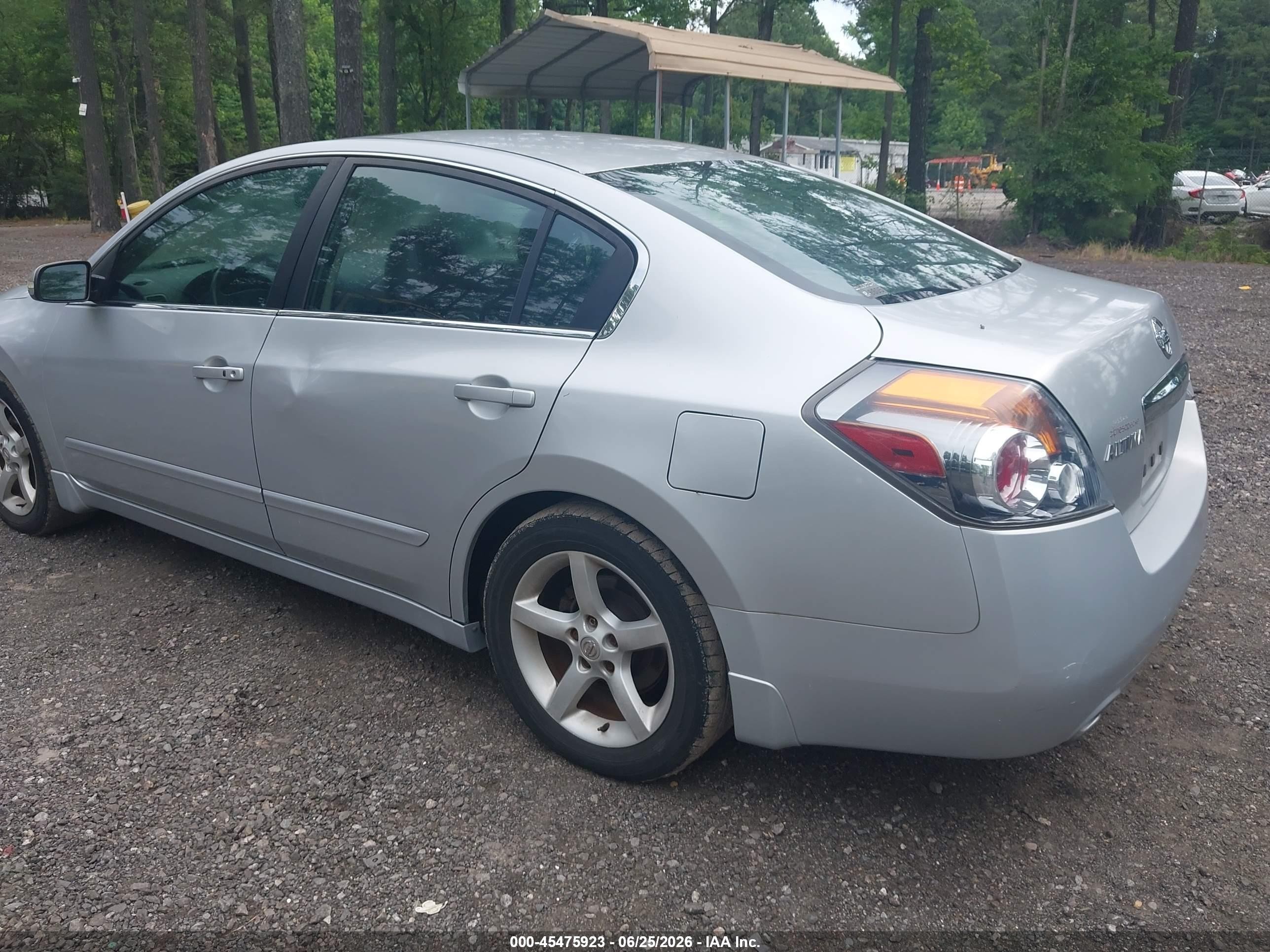 2010 Nissan Altima 2.5 S Silver vin: 1N4AL2APXAN560332