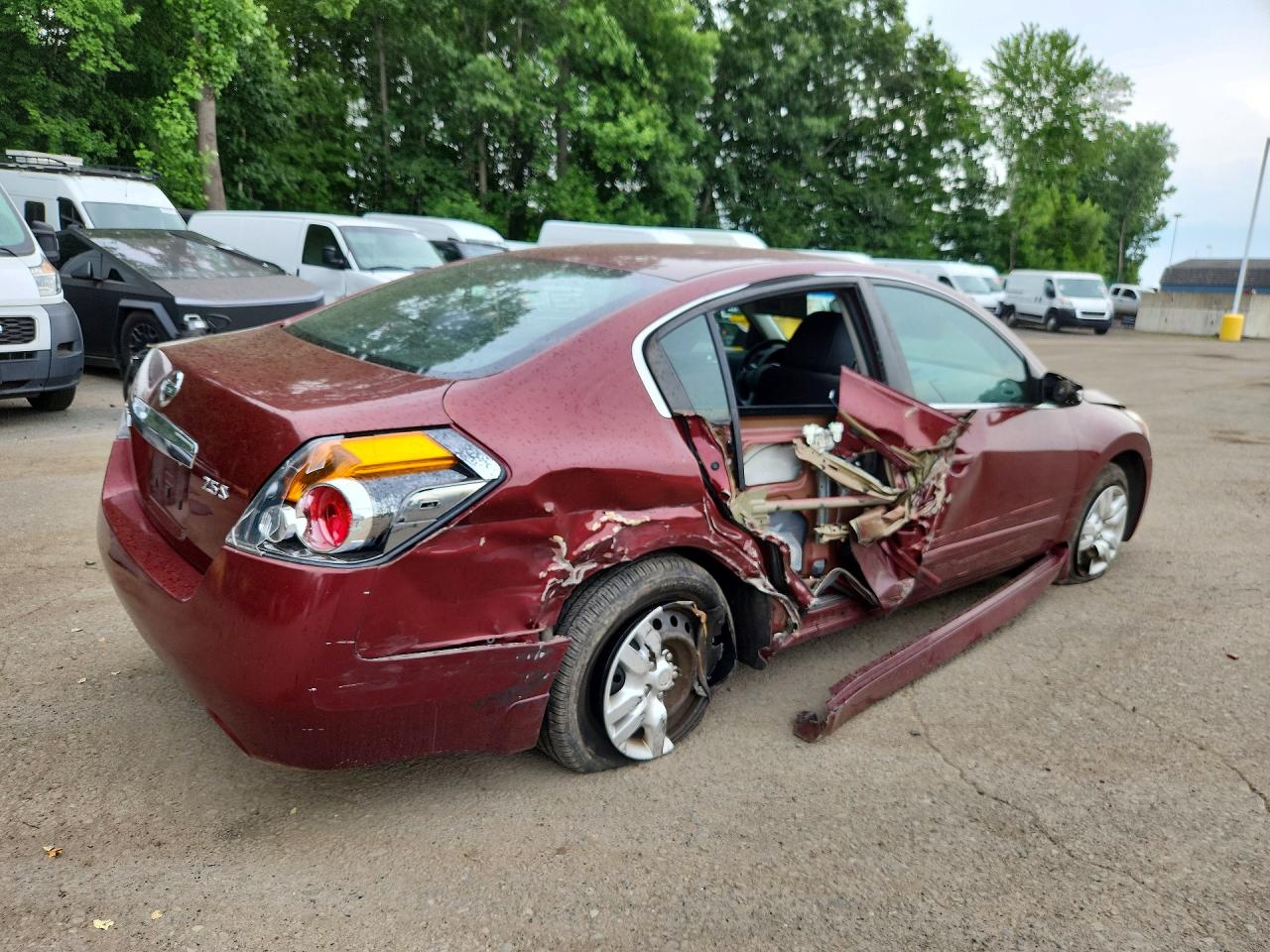 2010 Nissan Altima 2.5 Maroon vin: 1N4AL2APXAN560640