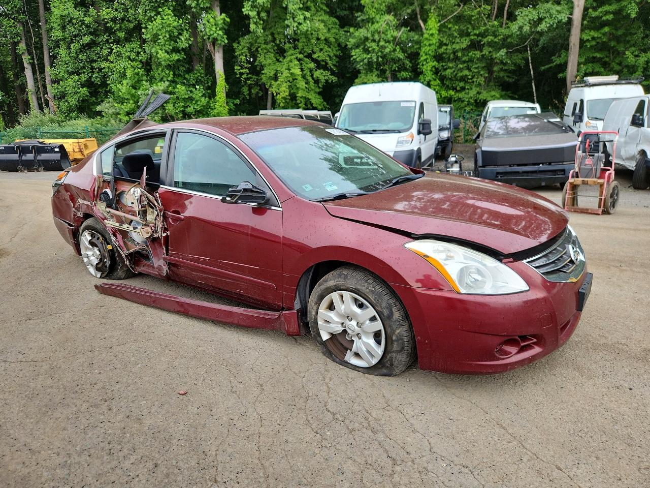 2010 Nissan Altima 2.5 Maroon vin: 1N4AL2APXAN560640