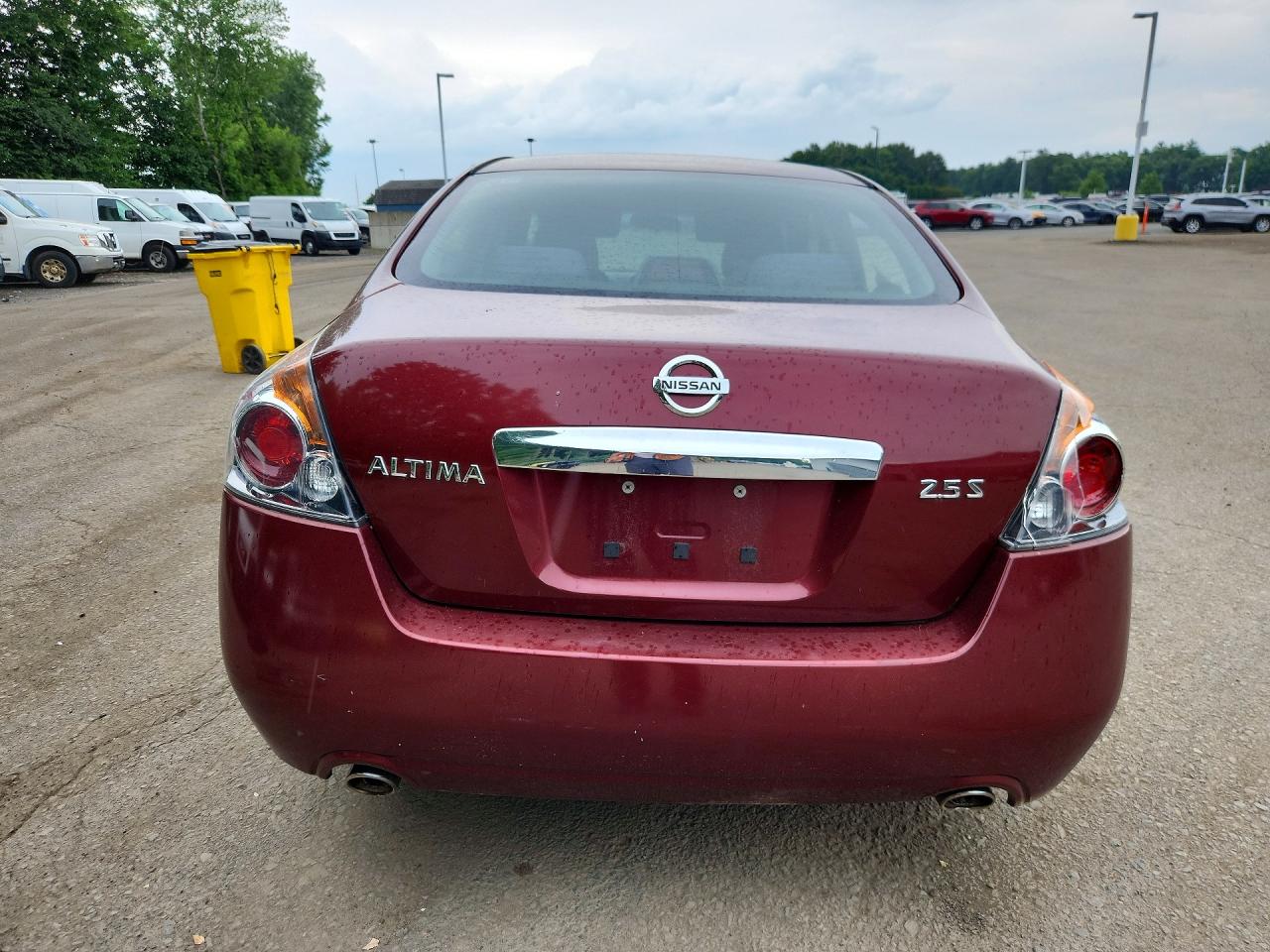 2010 Nissan Altima 2.5 Maroon vin: 1N4AL2APXAN560640