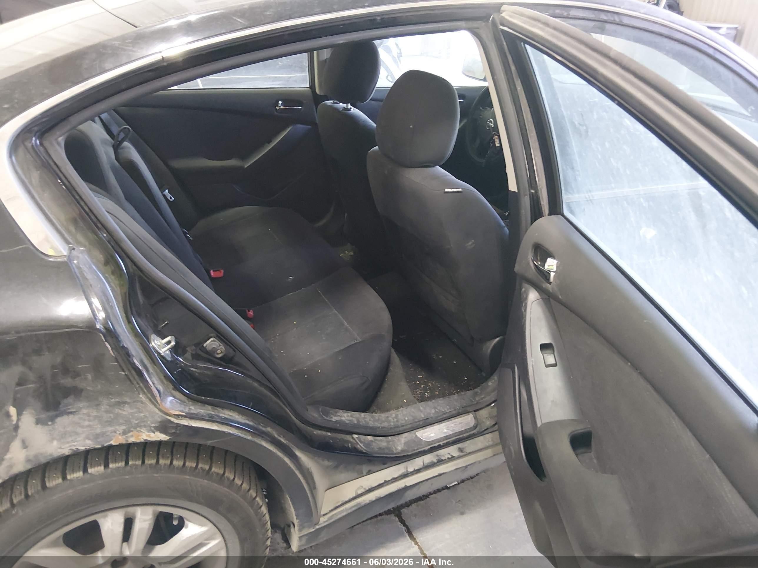 2010 Nissan Altima 2.5 S Black vin: 1N4AL2APXAN566602