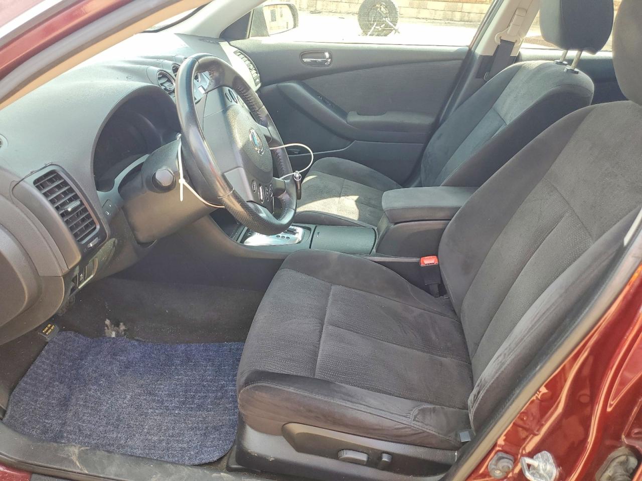 2011 Nissan Altima 2.5 Burgundy vin: 1N4AL2APXBC100424