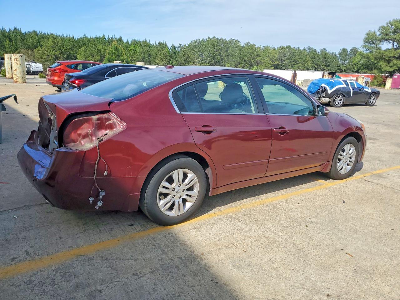 2011 Nissan Altima 2.5 Burgundy vin: 1N4AL2APXBC100424