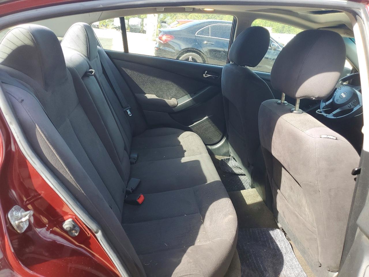 2011 Nissan Altima 2.5 Burgundy vin: 1N4AL2APXBC100424