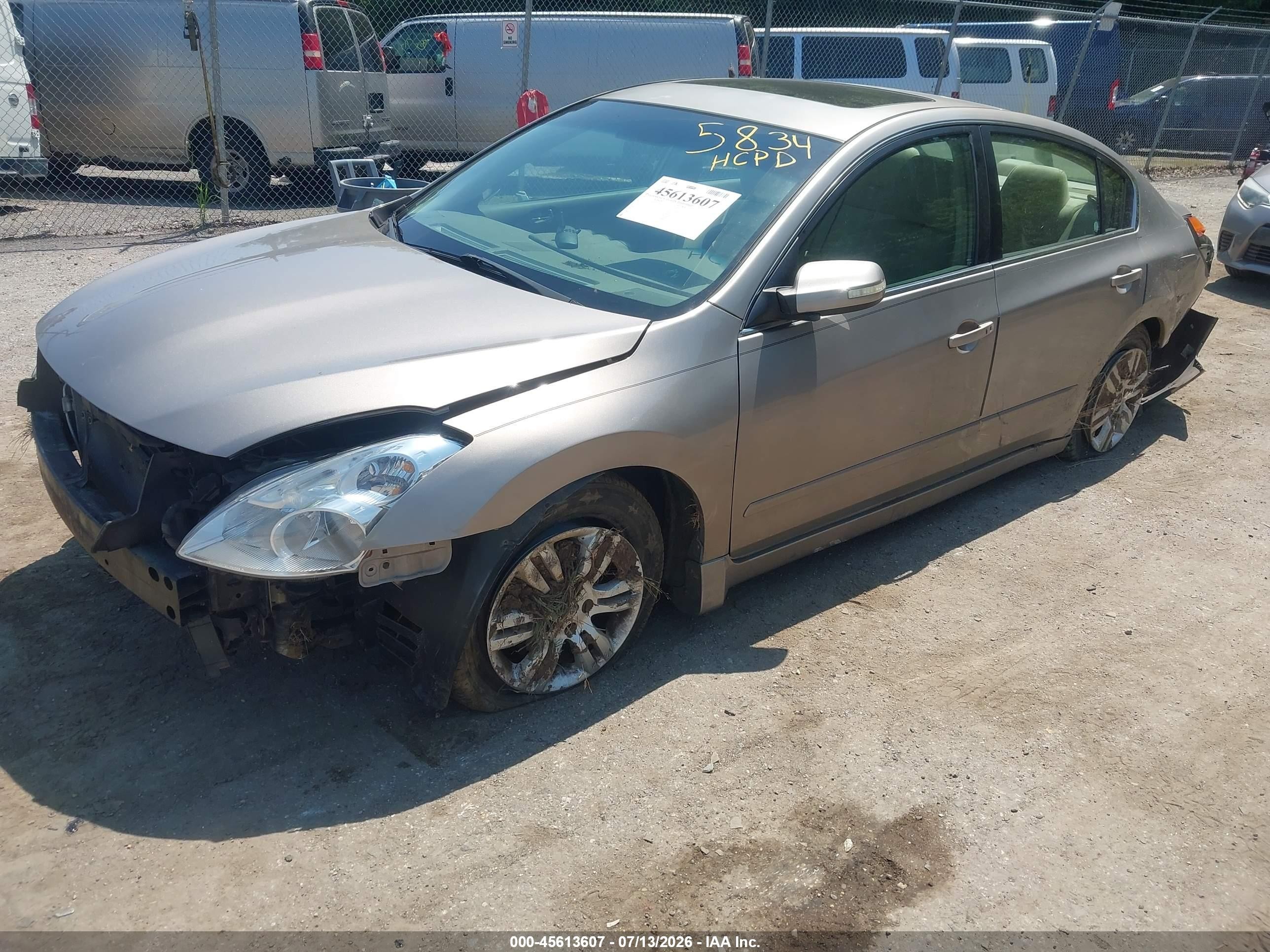 2011 Nissan Altima 2.5 S Beige vin: 1N4AL2APXBC105834