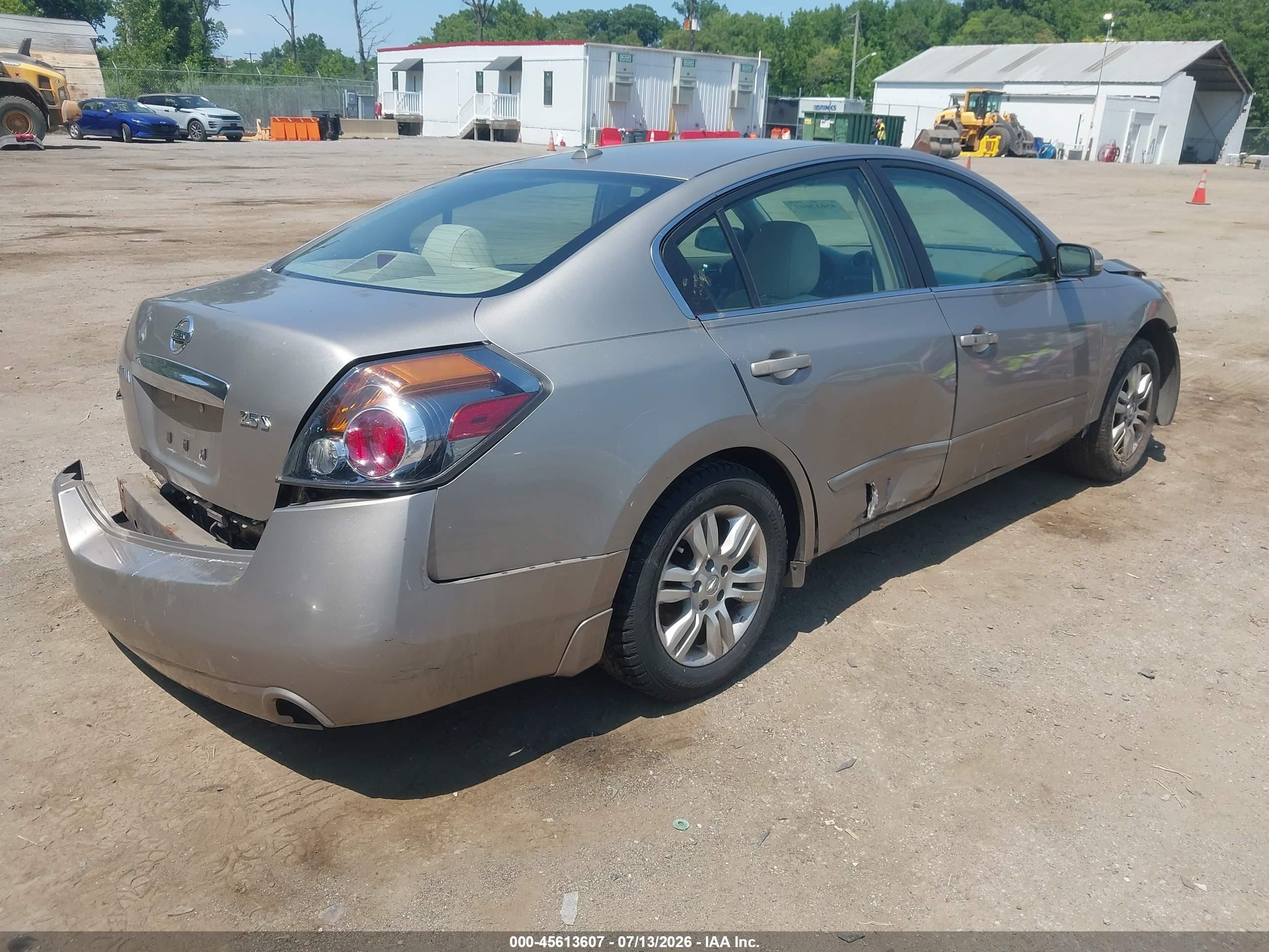 2011 Nissan Altima 2.5 S Beige vin: 1N4AL2APXBC105834