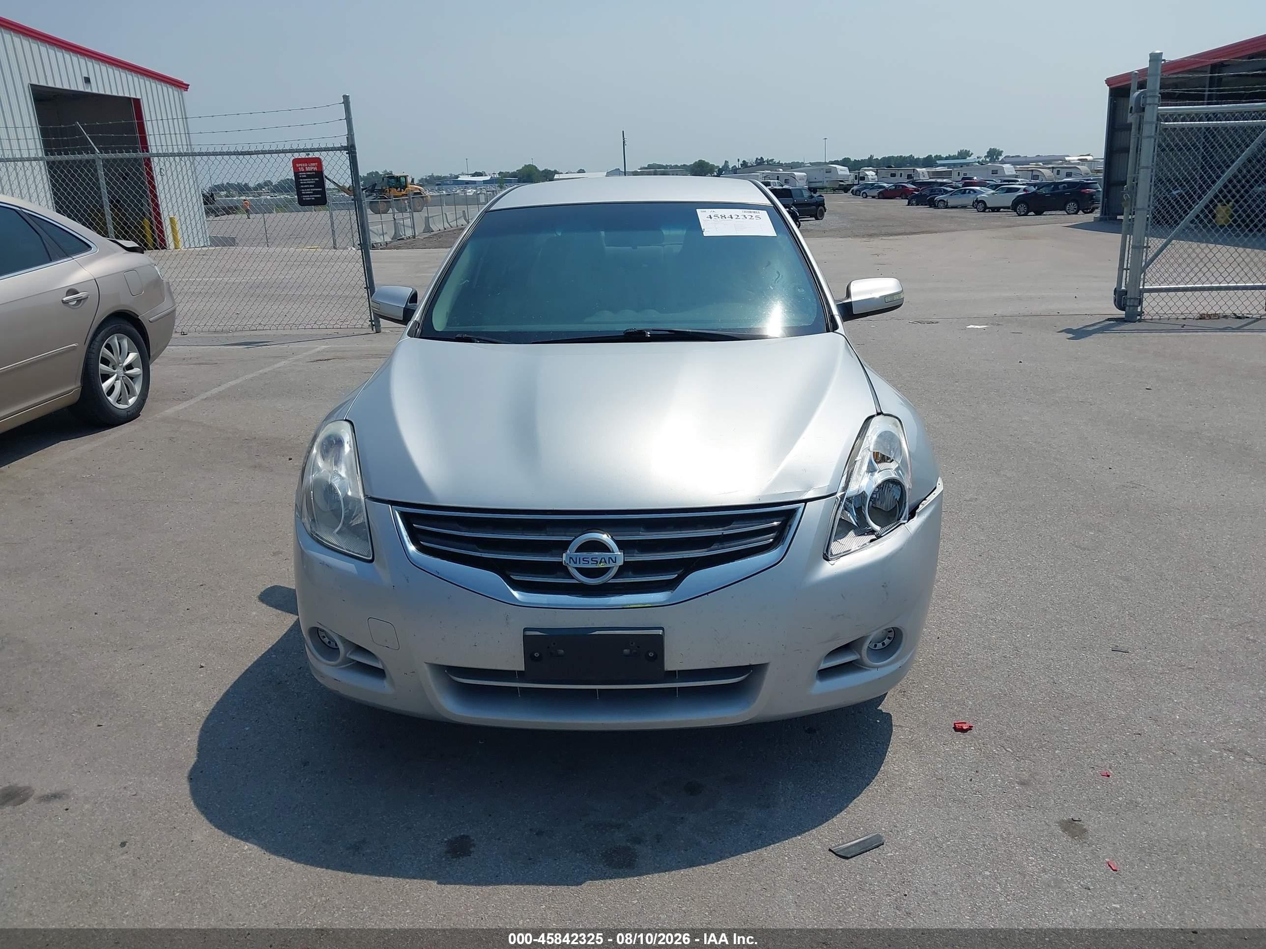 2011 Nissan Altima 2.5 S Silver vin: 1N4AL2APXBC151745