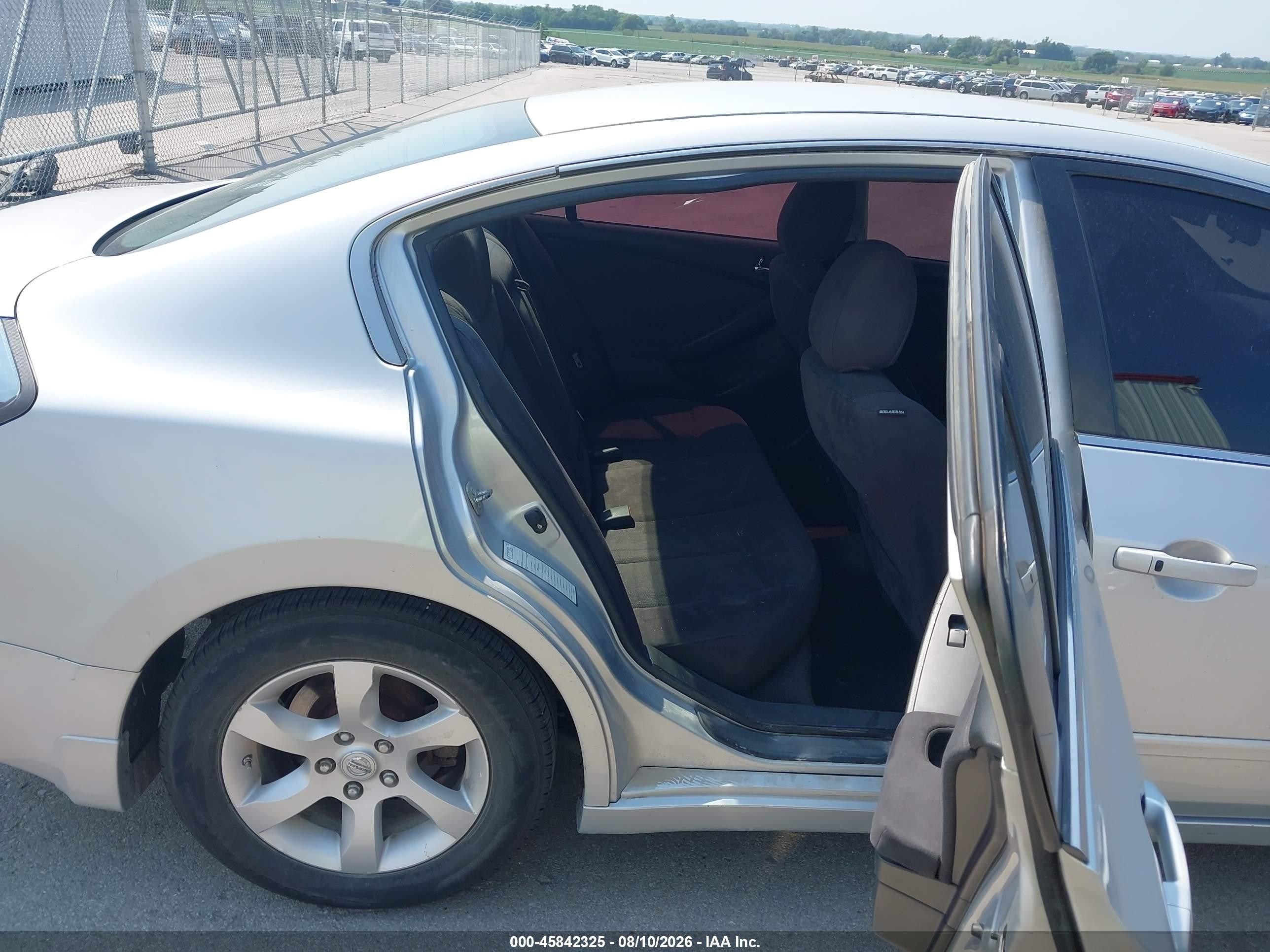 2011 Nissan Altima 2.5 S Silver vin: 1N4AL2APXBC151745