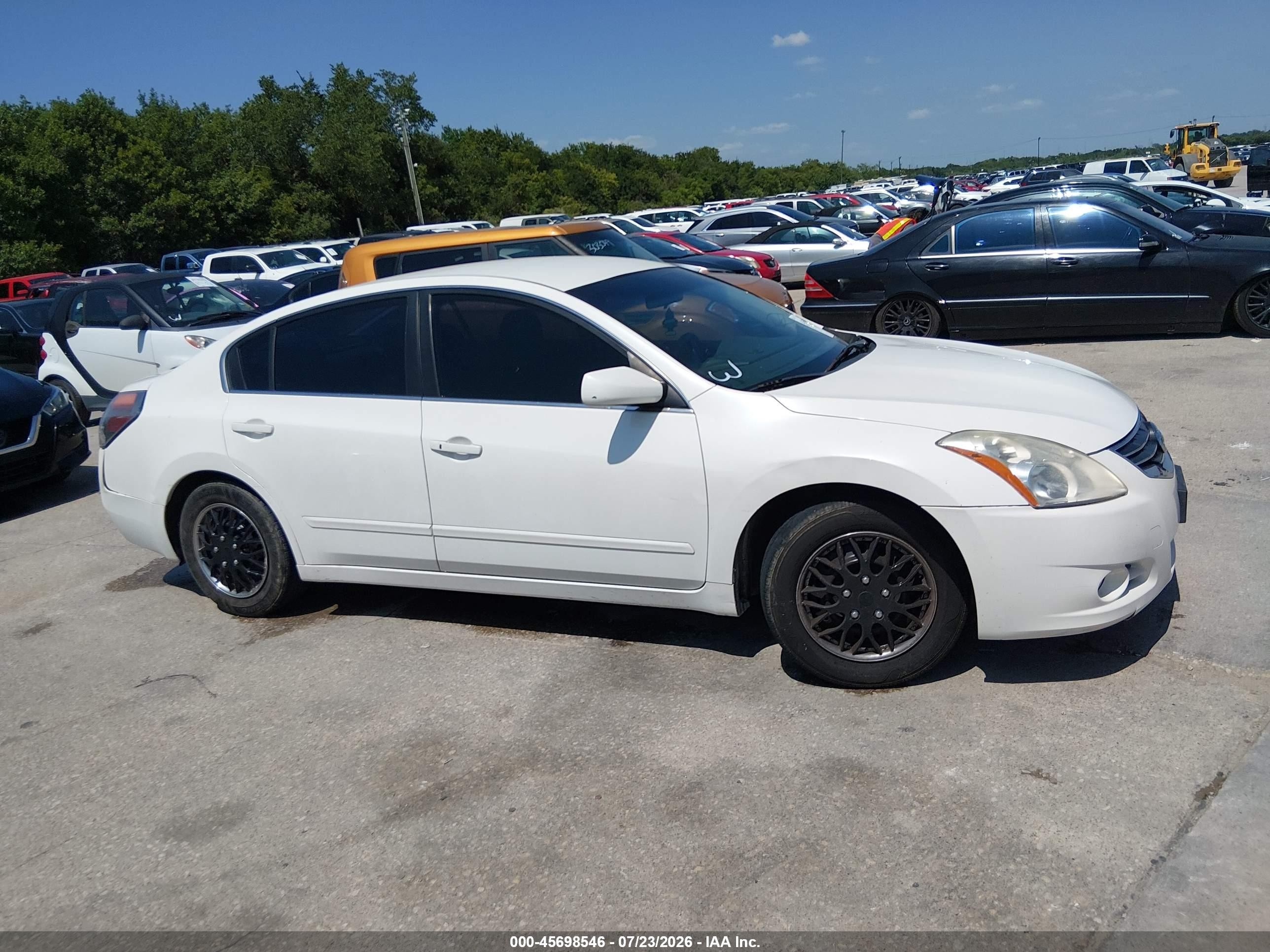 2011 Nissan Altima 2.5 S White vin: 1N4AL2APXBC152989