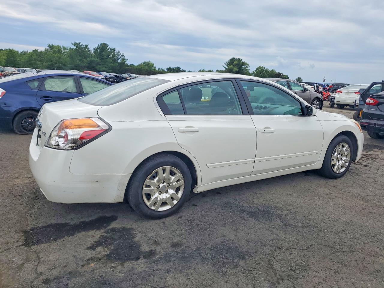 2011 Nissan Altima 2.5 White vin: 1N4AL2APXBN420301