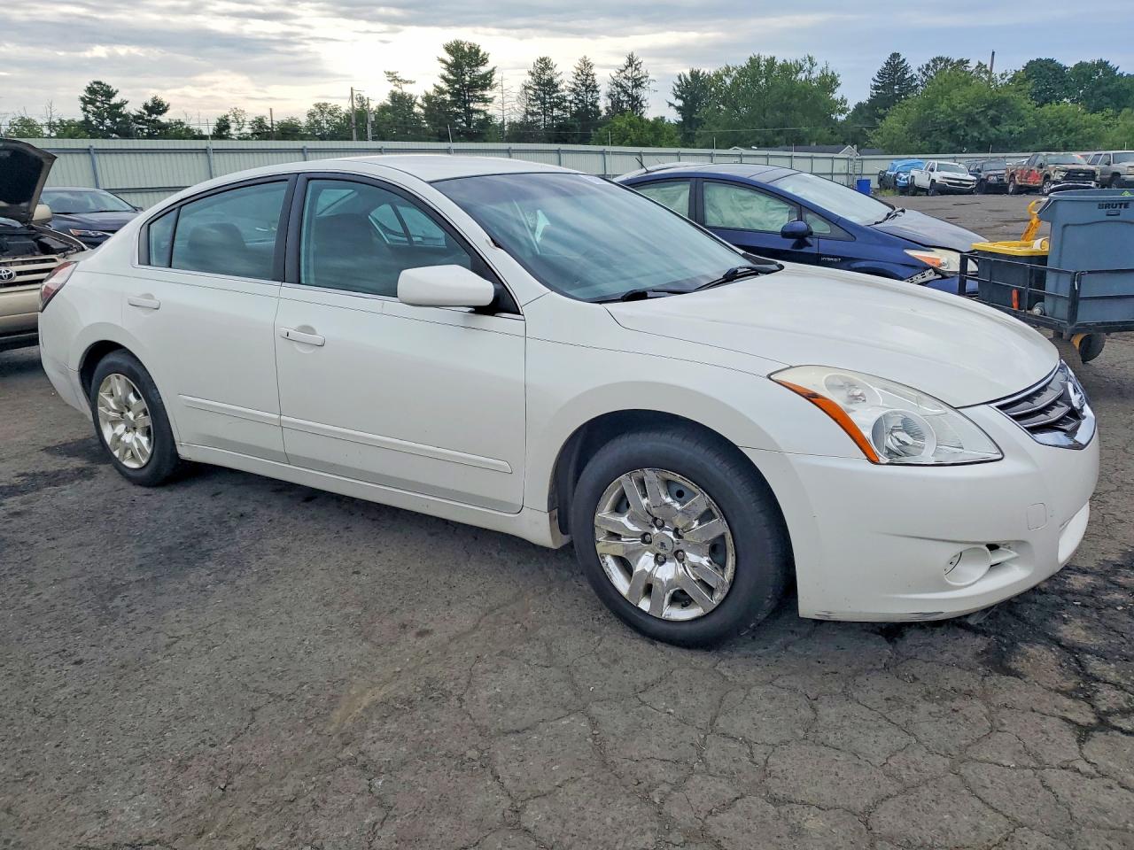 2011 Nissan Altima 2.5 White vin: 1N4AL2APXBN420301