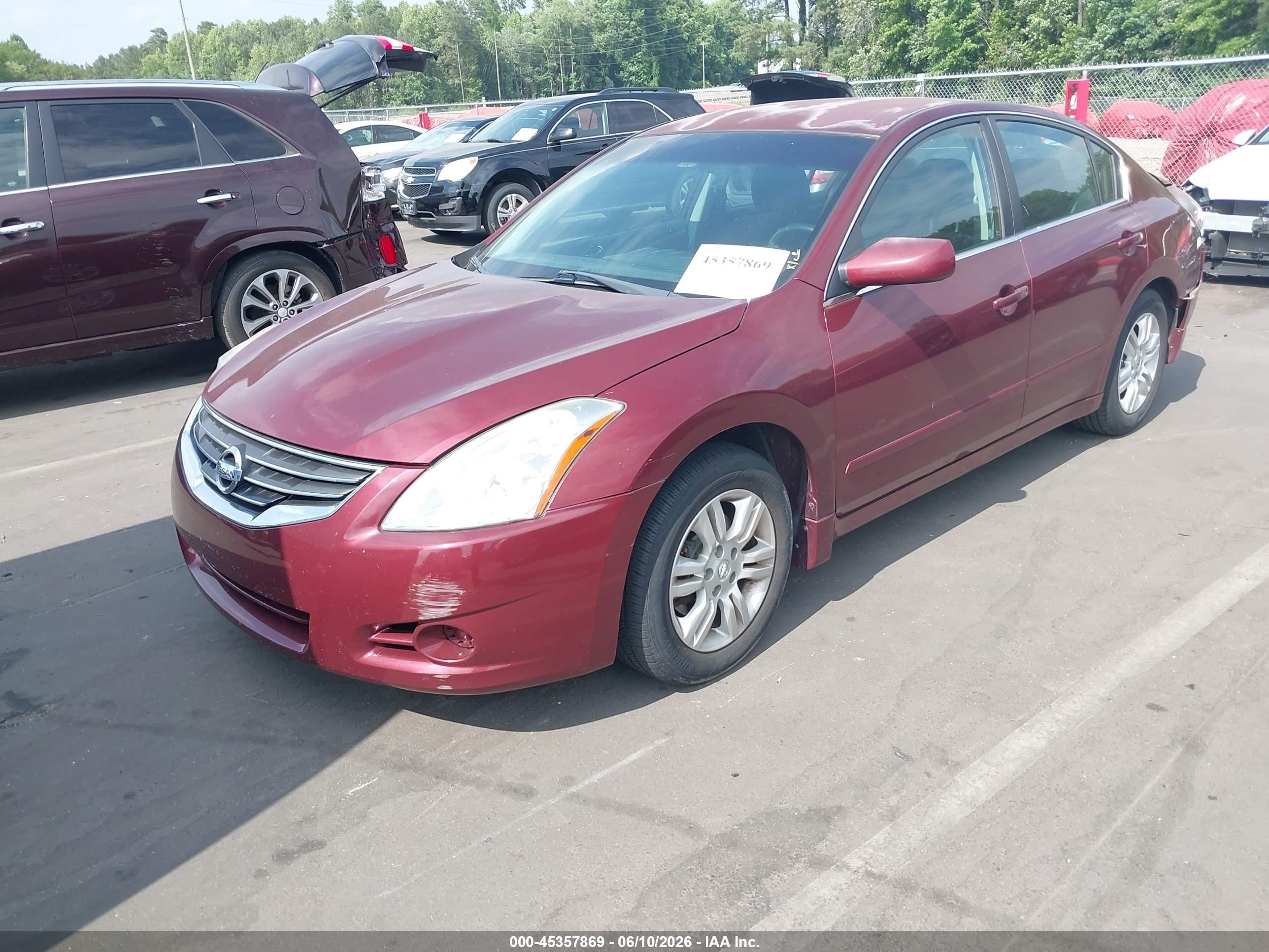 2011 Nissan Altima 2.5 S Maroon vin: 1N4AL2APXBN420993