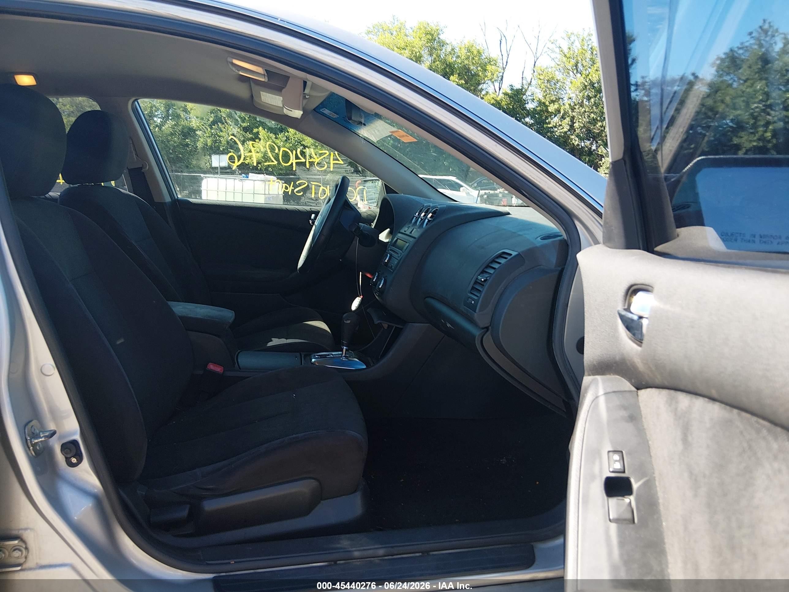 2011 Nissan Altima 2.5 S Silver vin: 1N4AL2APXBN444453