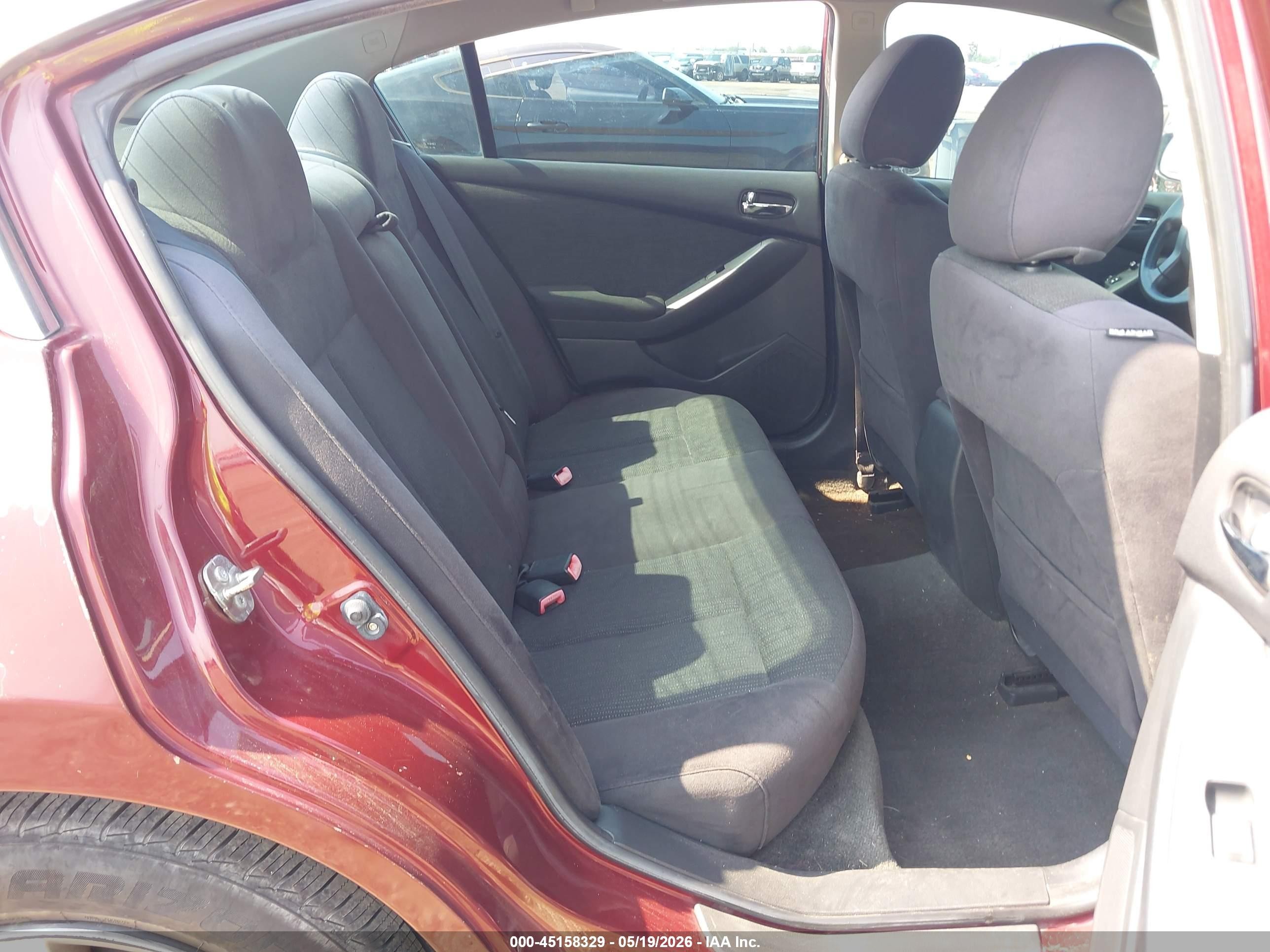 2011 Nissan Altima 2.5 S Burgundy vin: 1N4AL2APXBN456179