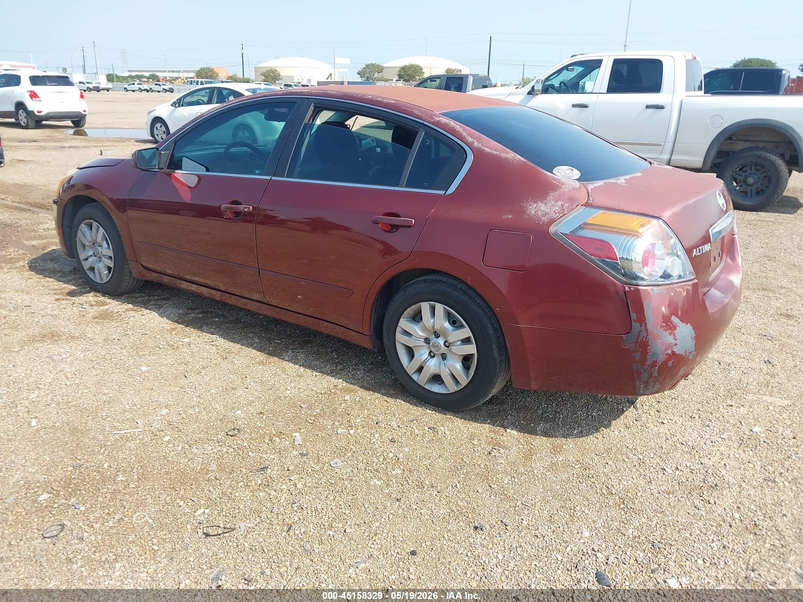 2011 Nissan Altima 2.5 S Burgundy vin: 1N4AL2APXBN456179