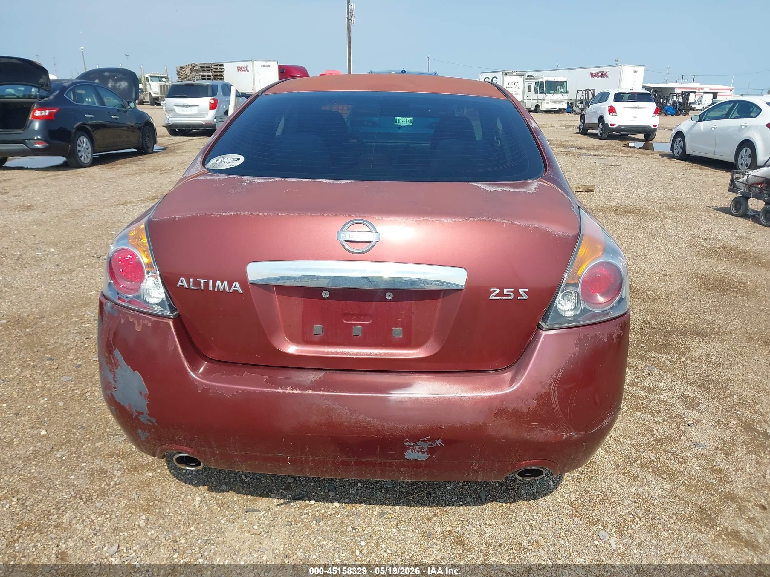 2011 Nissan Altima 2.5 S Burgundy vin: 1N4AL2APXBN456179