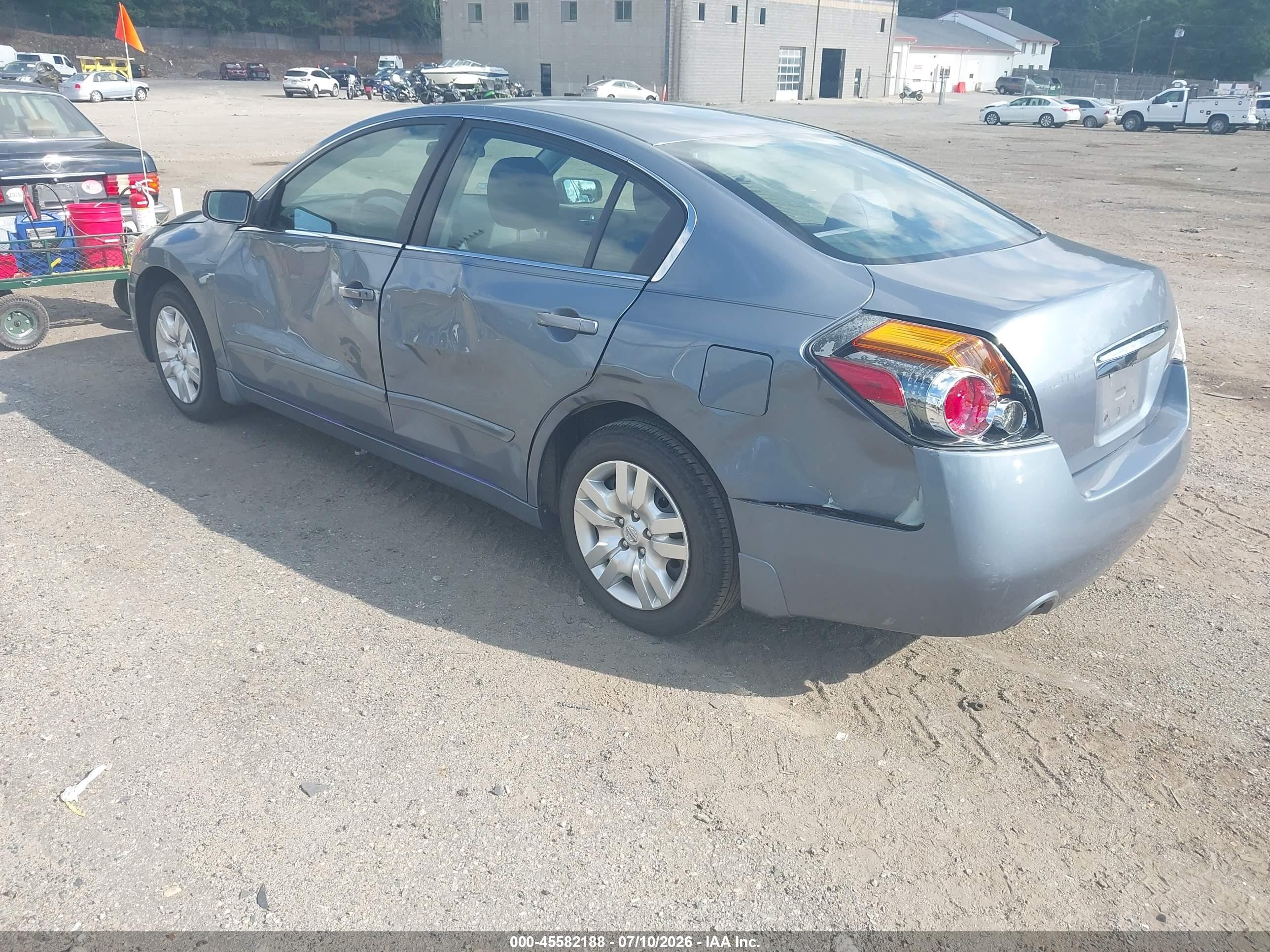 2011 Nissan Altima 2.5 S Silver vin: 1N4AL2APXBN512783