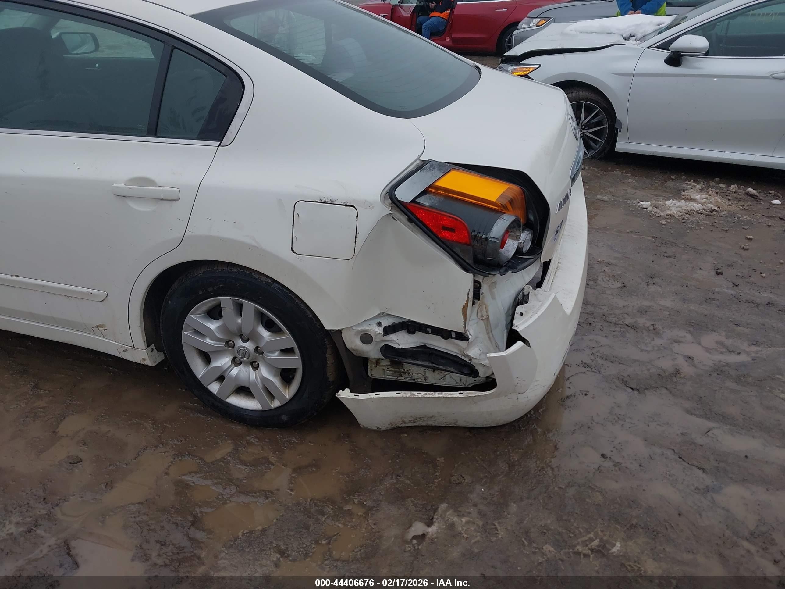2012 Nissan Altima 2.5 S White vin: 1N4AL2APXCC100201