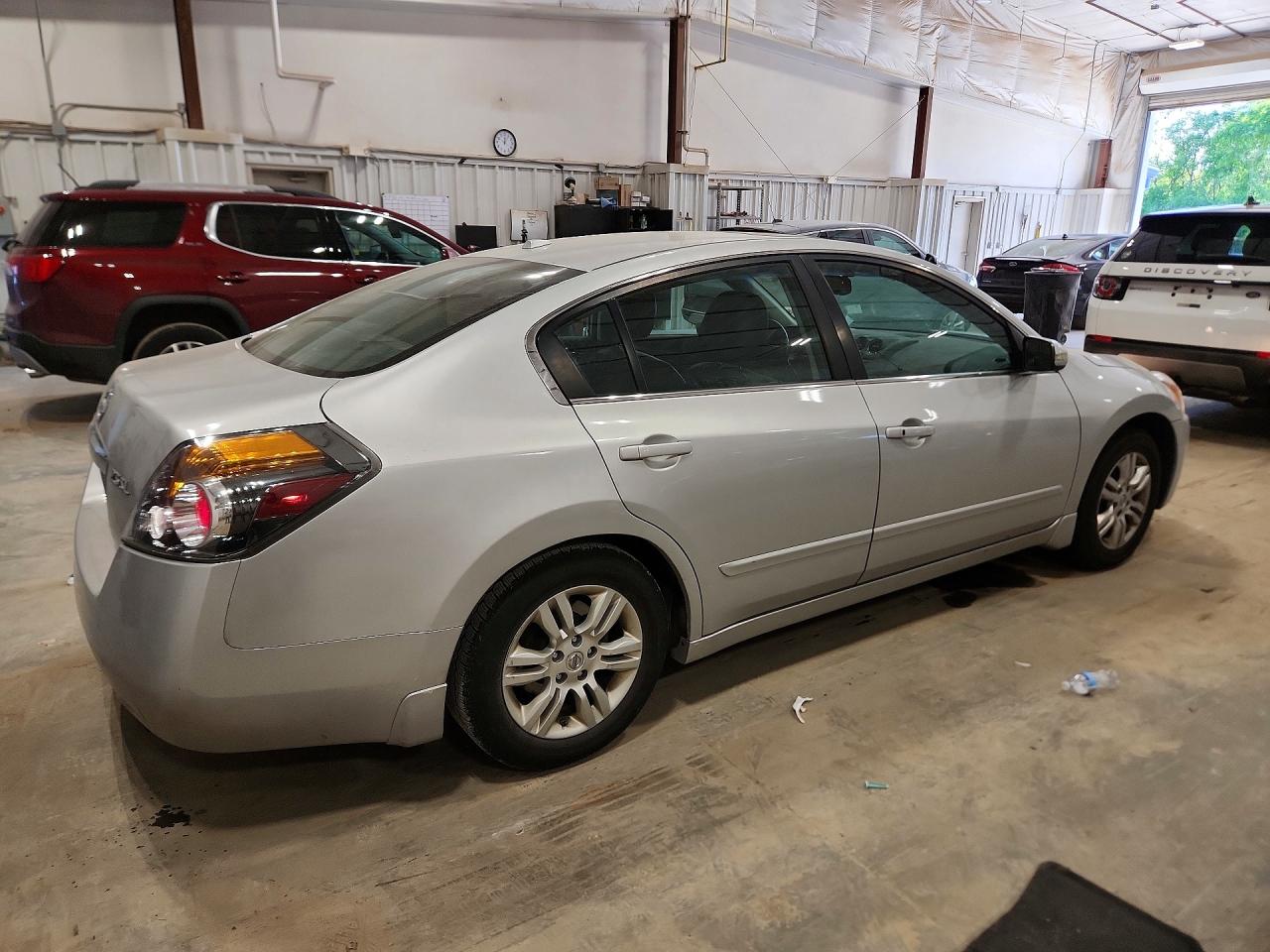 2012 Nissan Altima 2.5 Silver vin: 1N4AL2APXCC127947
