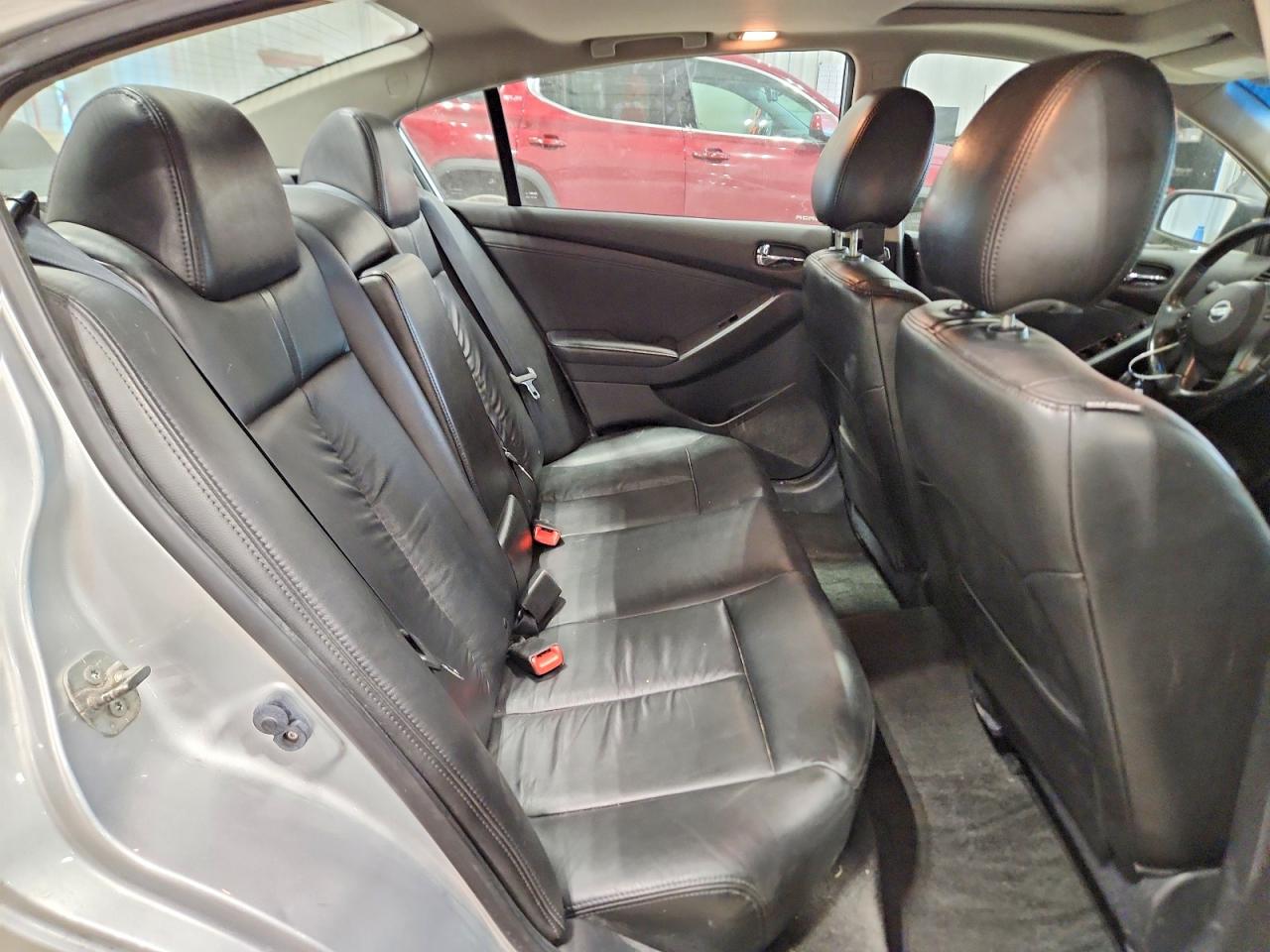 2012 Nissan Altima 2.5 Silver vin: 1N4AL2APXCC127947