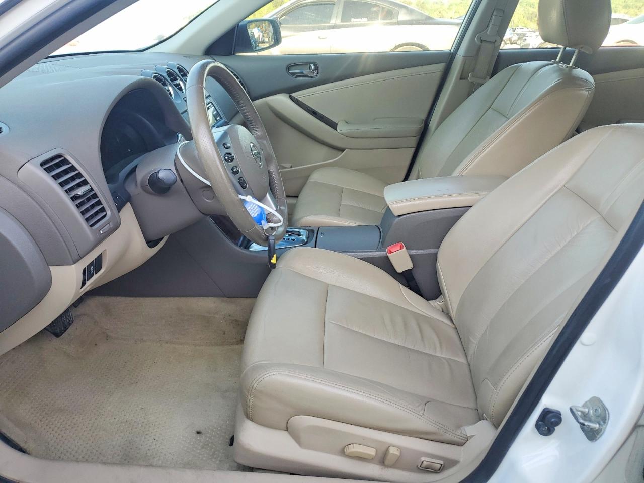2012 Nissan Altima 2.5 White vin: 1N4AL2APXCC139564