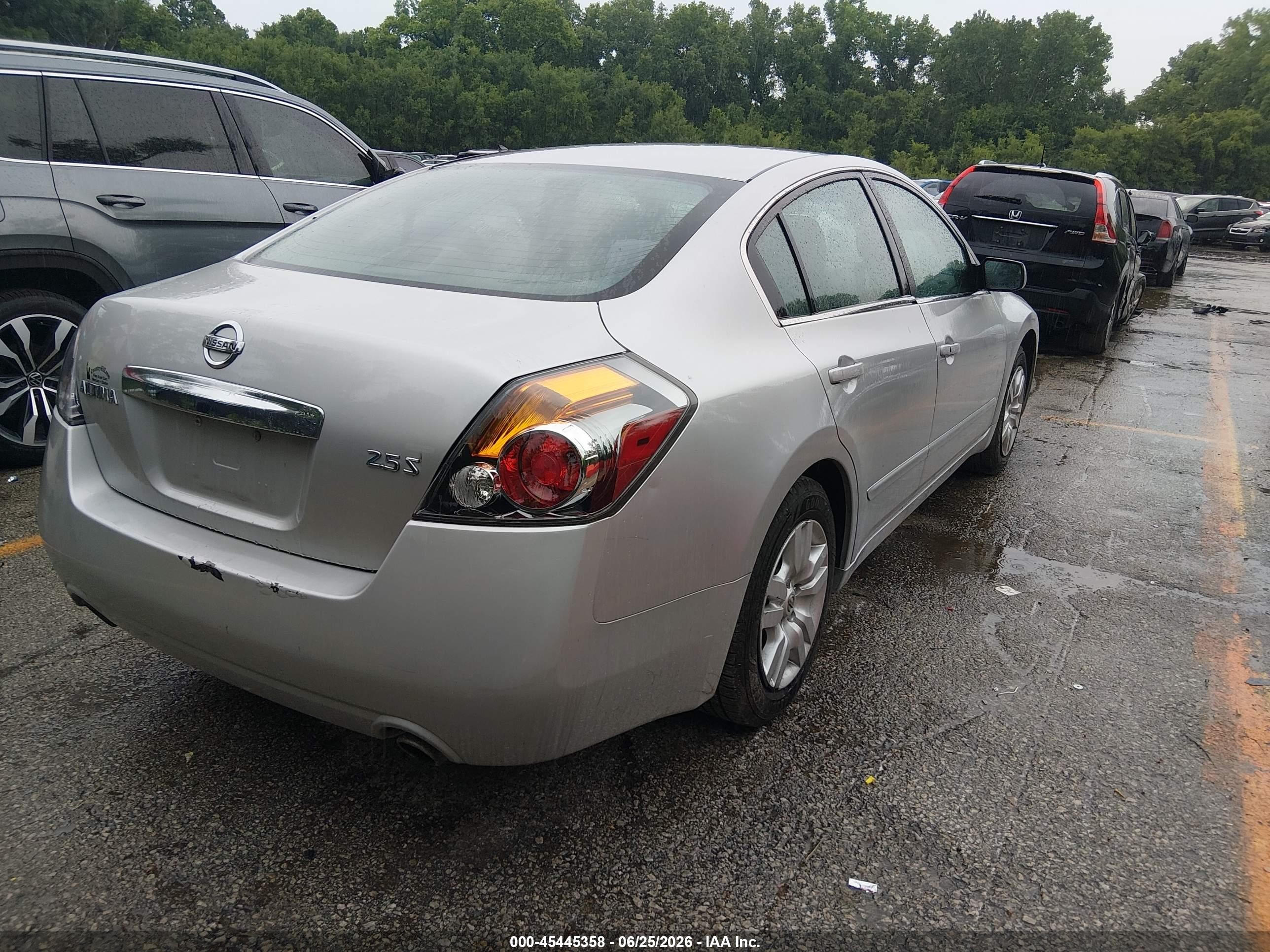 2012 Nissan Altima 2.5 S Silver vin: 1N4AL2APXCC162164