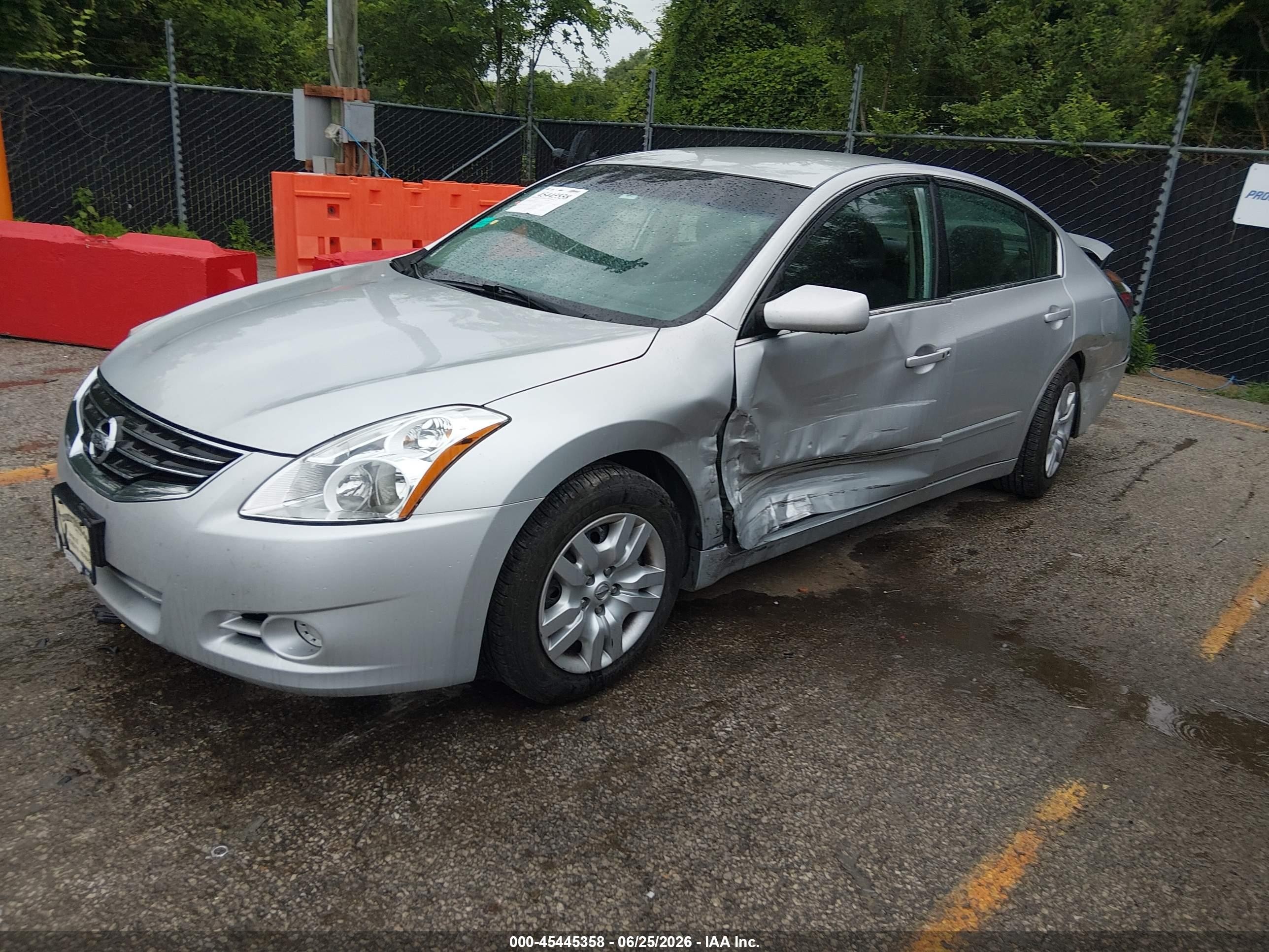 2012 Nissan Altima 2.5 S Silver vin: 1N4AL2APXCC162164