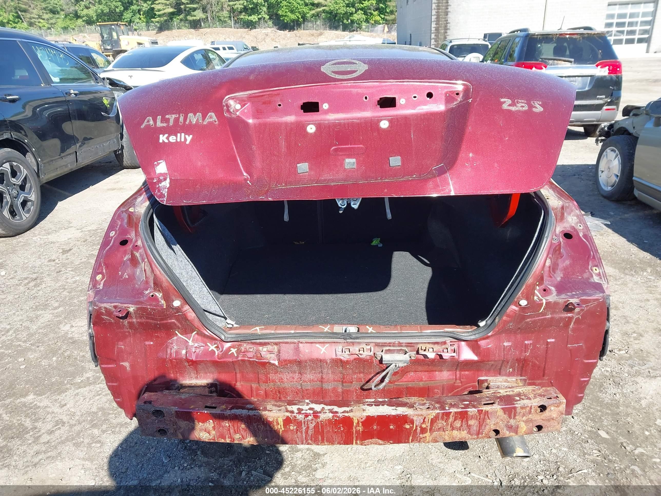 2012 Nissan Altima 2.5 S Red vin: 1N4AL2APXCC170698
