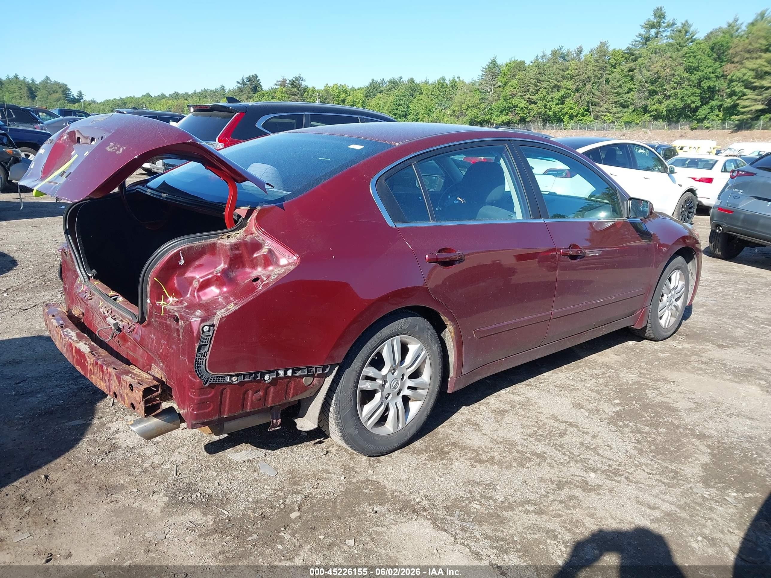 2012 Nissan Altima 2.5 S Red vin: 1N4AL2APXCC170698