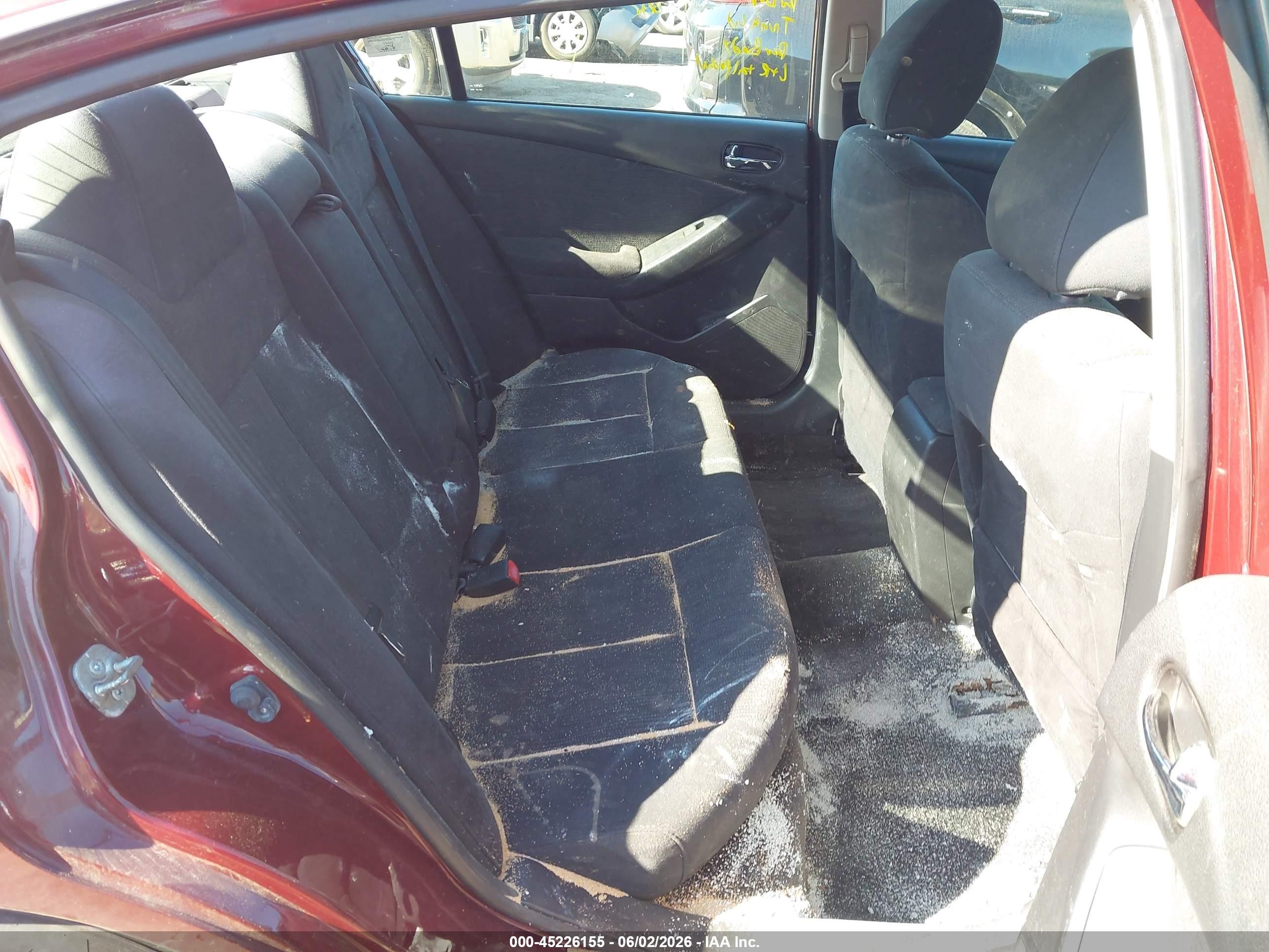 2012 Nissan Altima 2.5 S Red vin: 1N4AL2APXCC170698