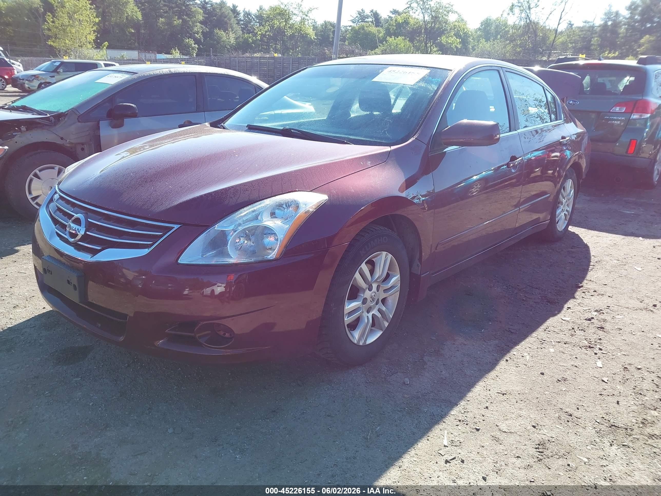 2012 Nissan Altima 2.5 S Red vin: 1N4AL2APXCC170698