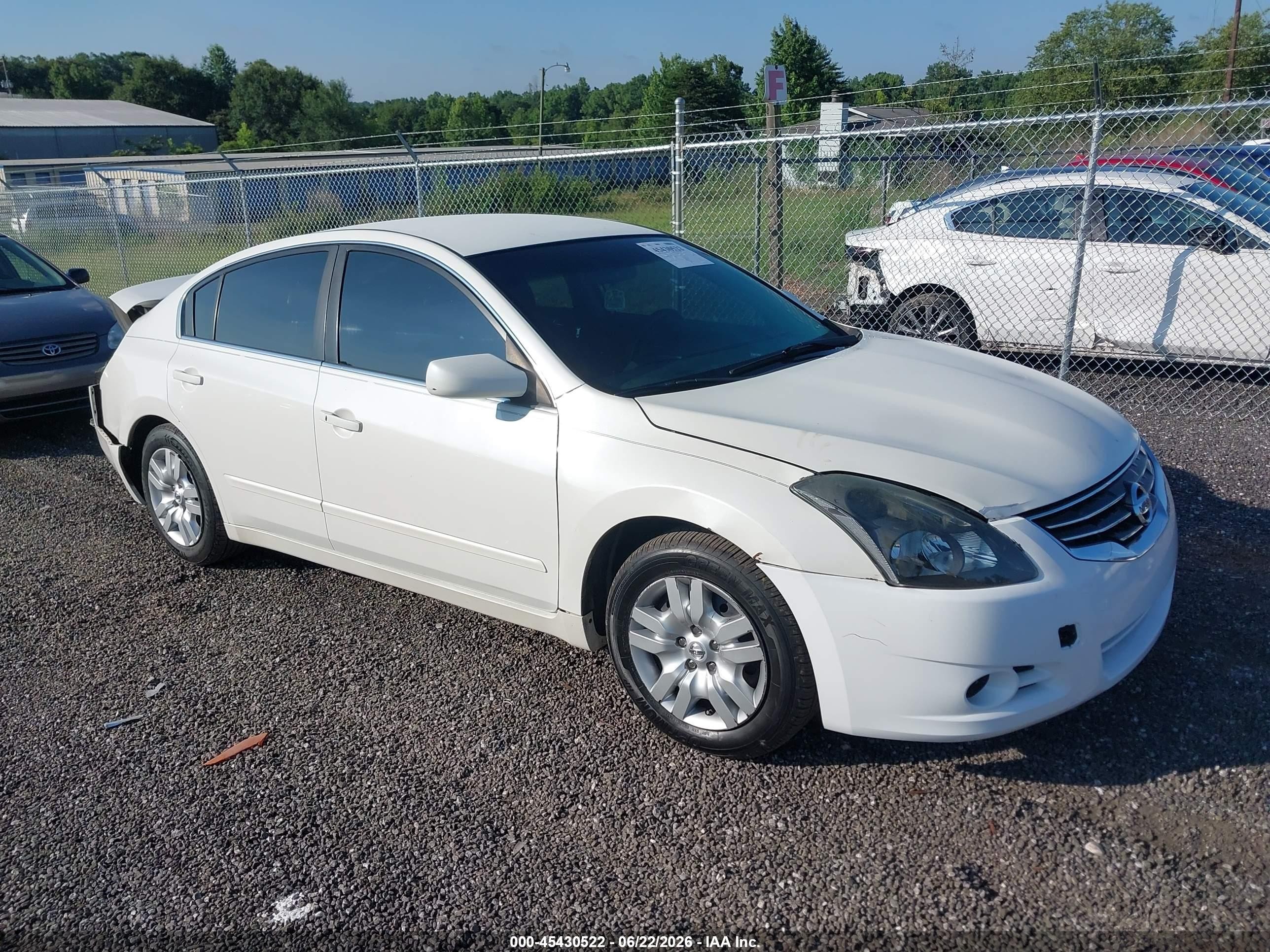 2012 Nissan Altima 2.5 S White vin: 1N4AL2APXCC184813