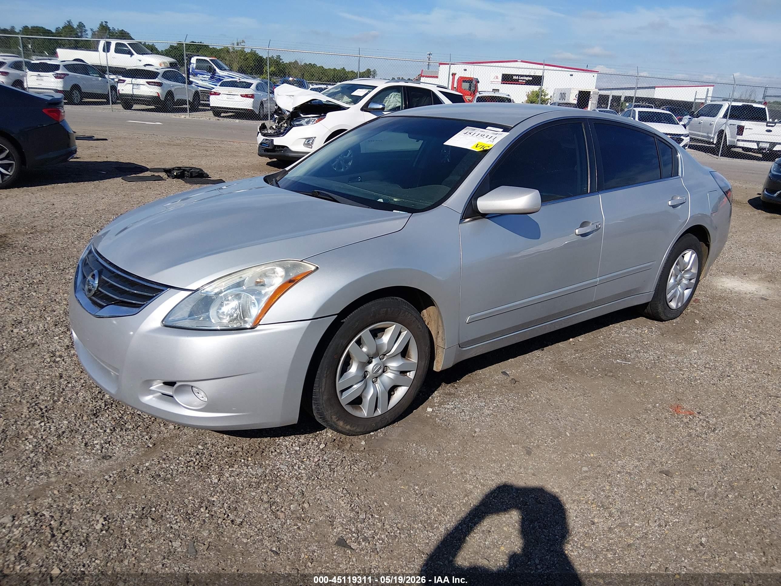 2012 Nissan Altima 2.5 S Silver vin: 1N4AL2APXCC188571