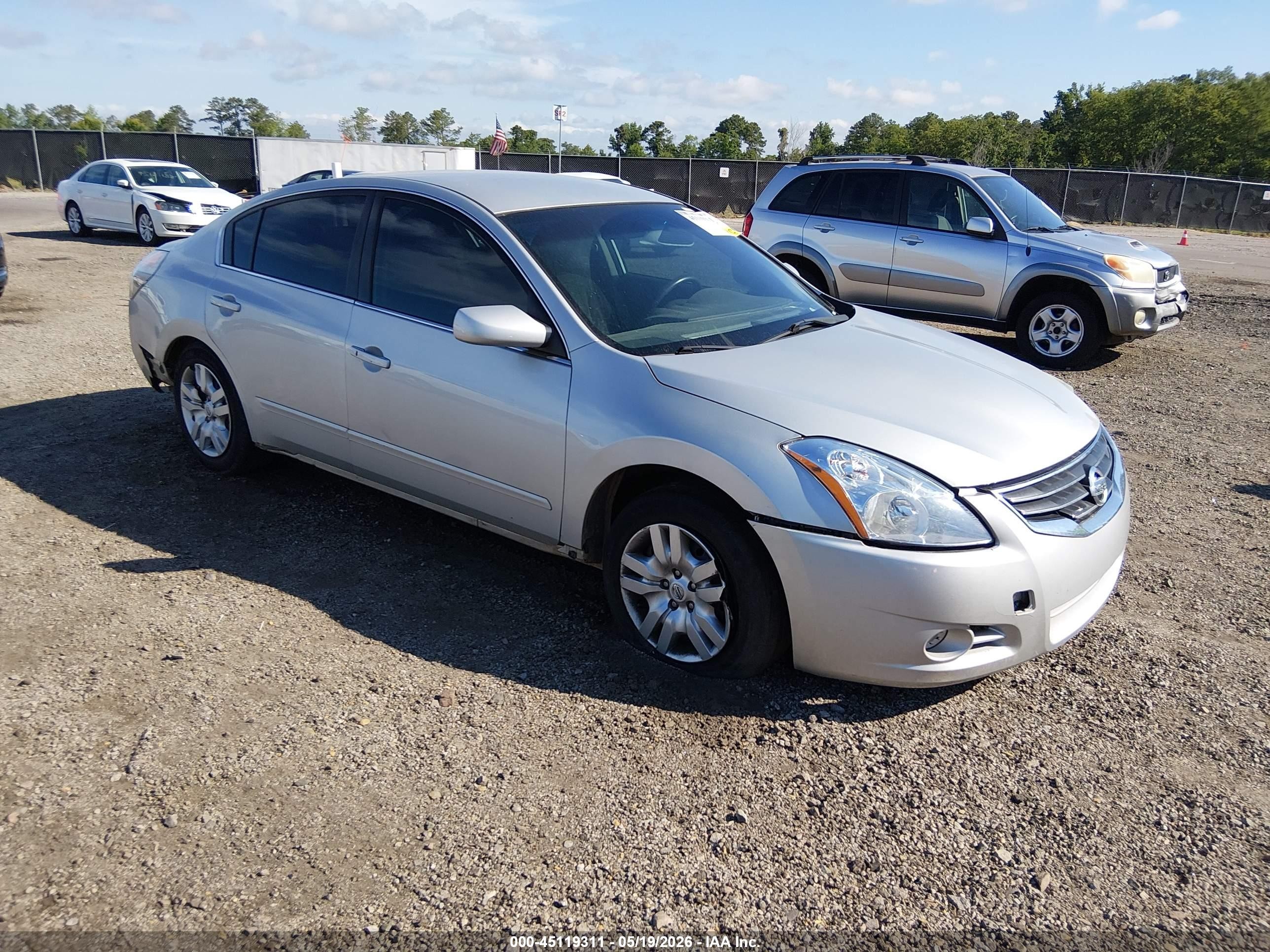 2012 Nissan Altima 2.5 S Silver vin: 1N4AL2APXCC188571