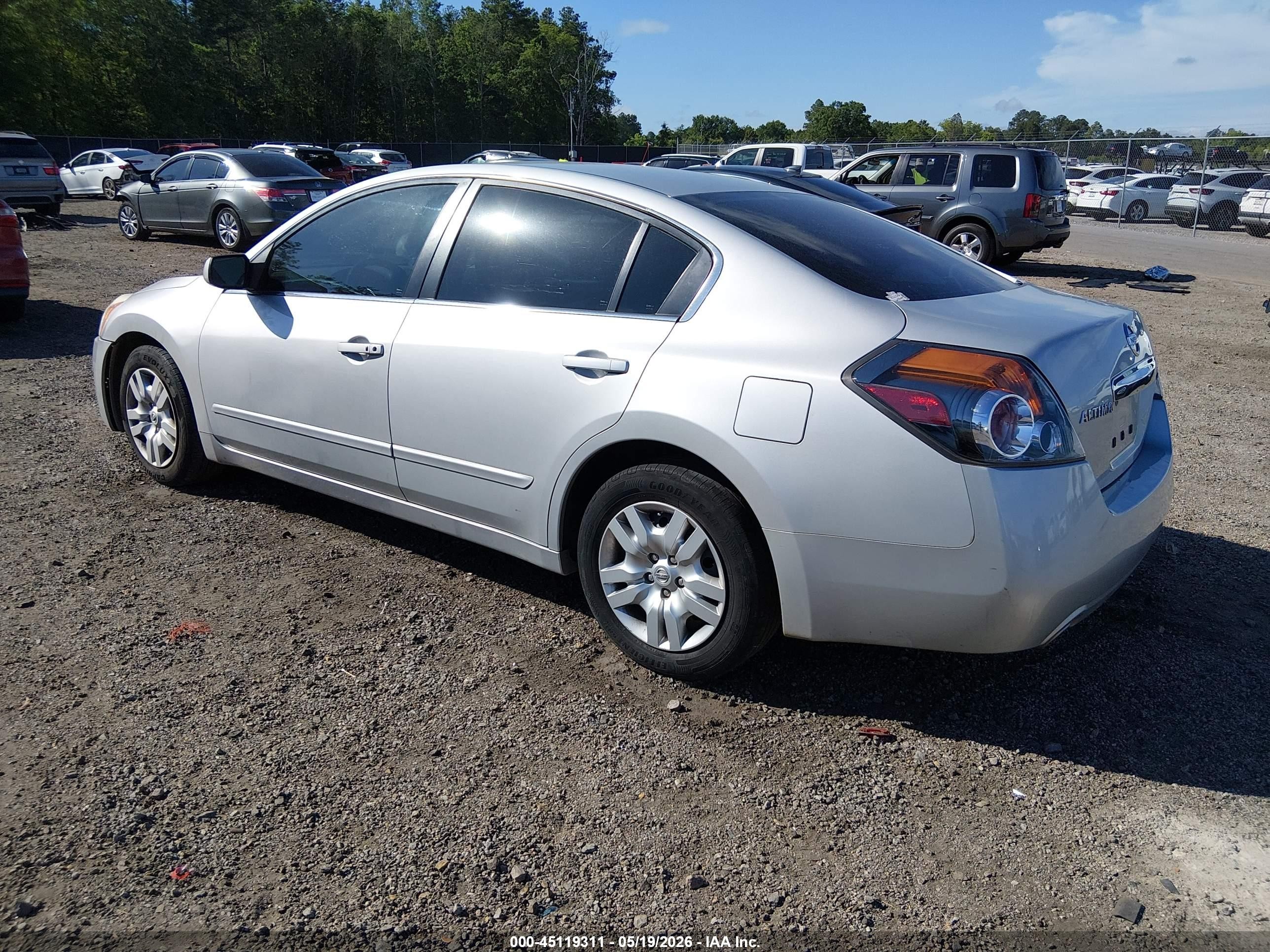 2012 Nissan Altima 2.5 S Silver vin: 1N4AL2APXCC188571