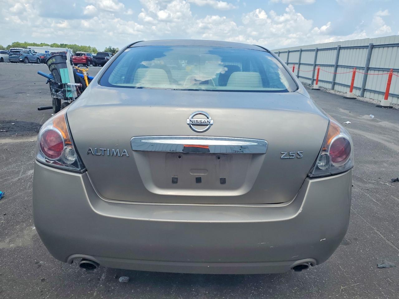 2012 Nissan Altima 2.5 Beige vin: 1N4AL2APXCC229233