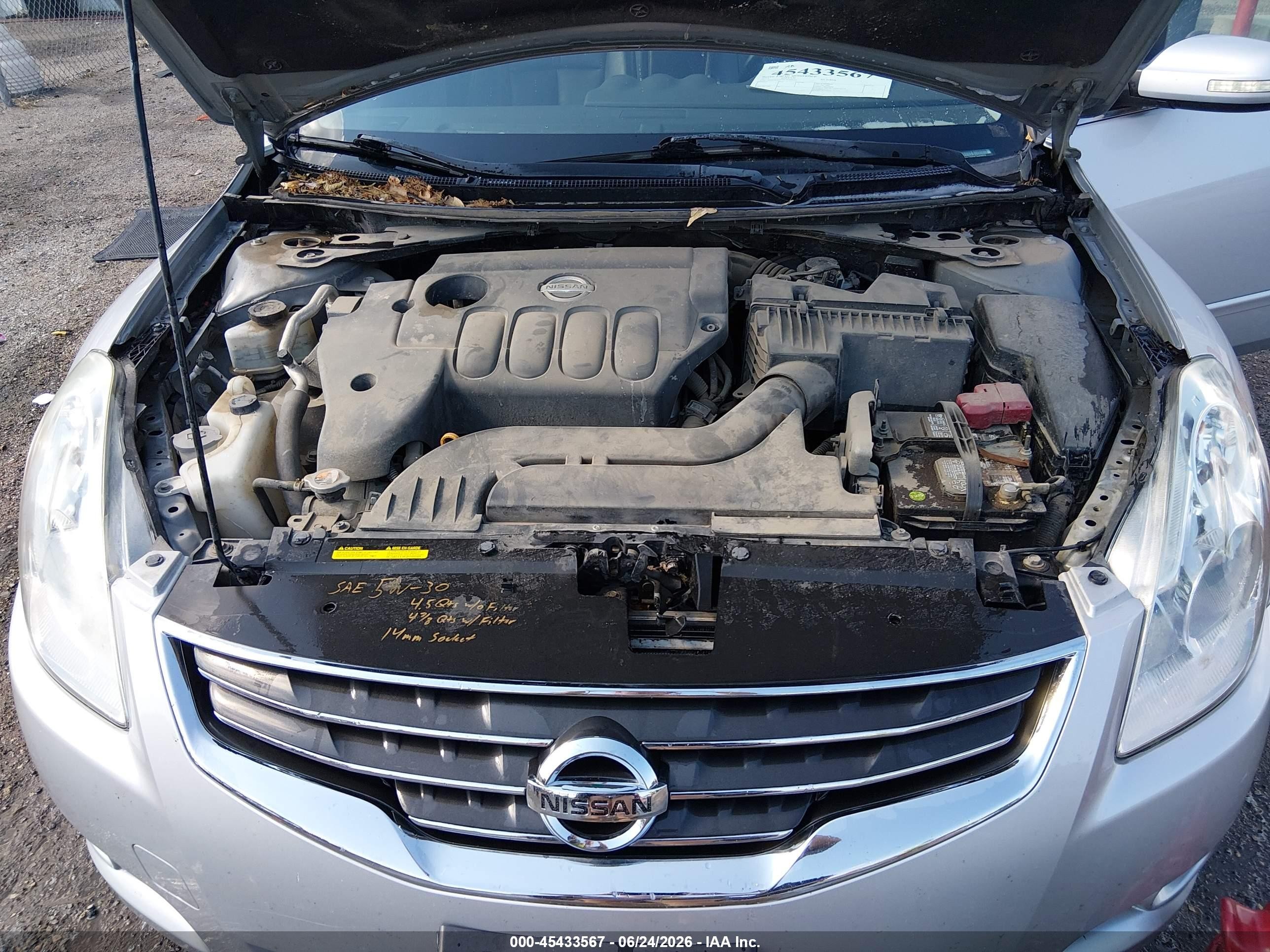 2012 Nissan Altima 2.5 S Silver vin: 1N4AL2APXCN409932