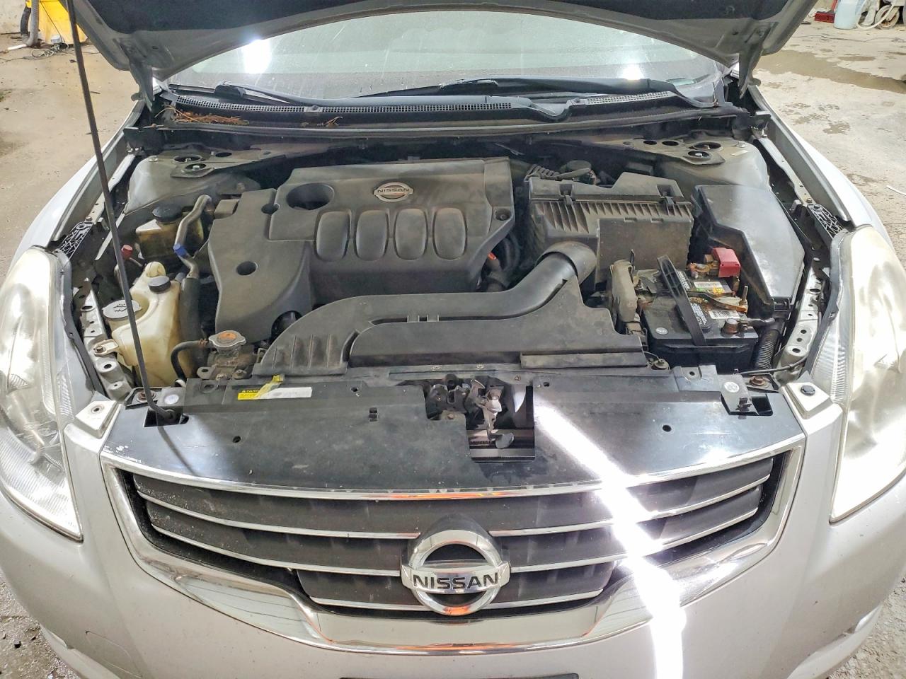 2012 Nissan Altima 2.5 Silver vin: 1N4AL2APXCN431896