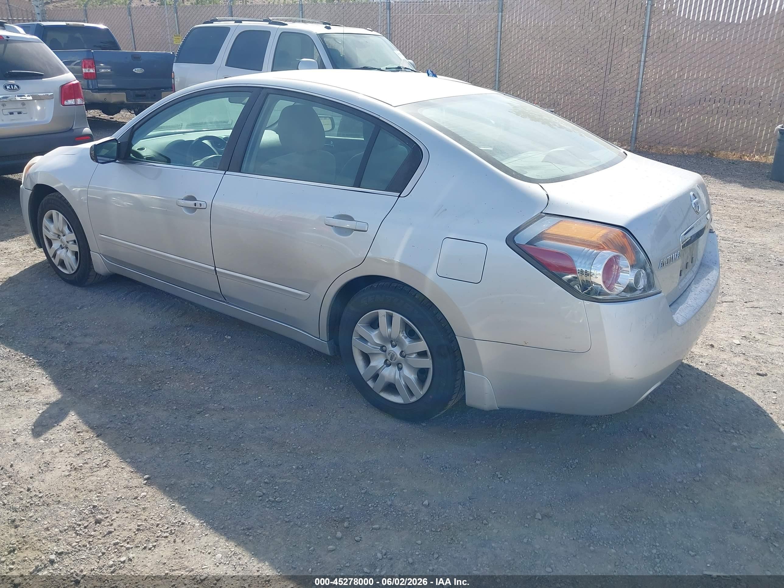 2012 Nissan Altima 2.5 S Silver vin: 1N4AL2APXCN511327