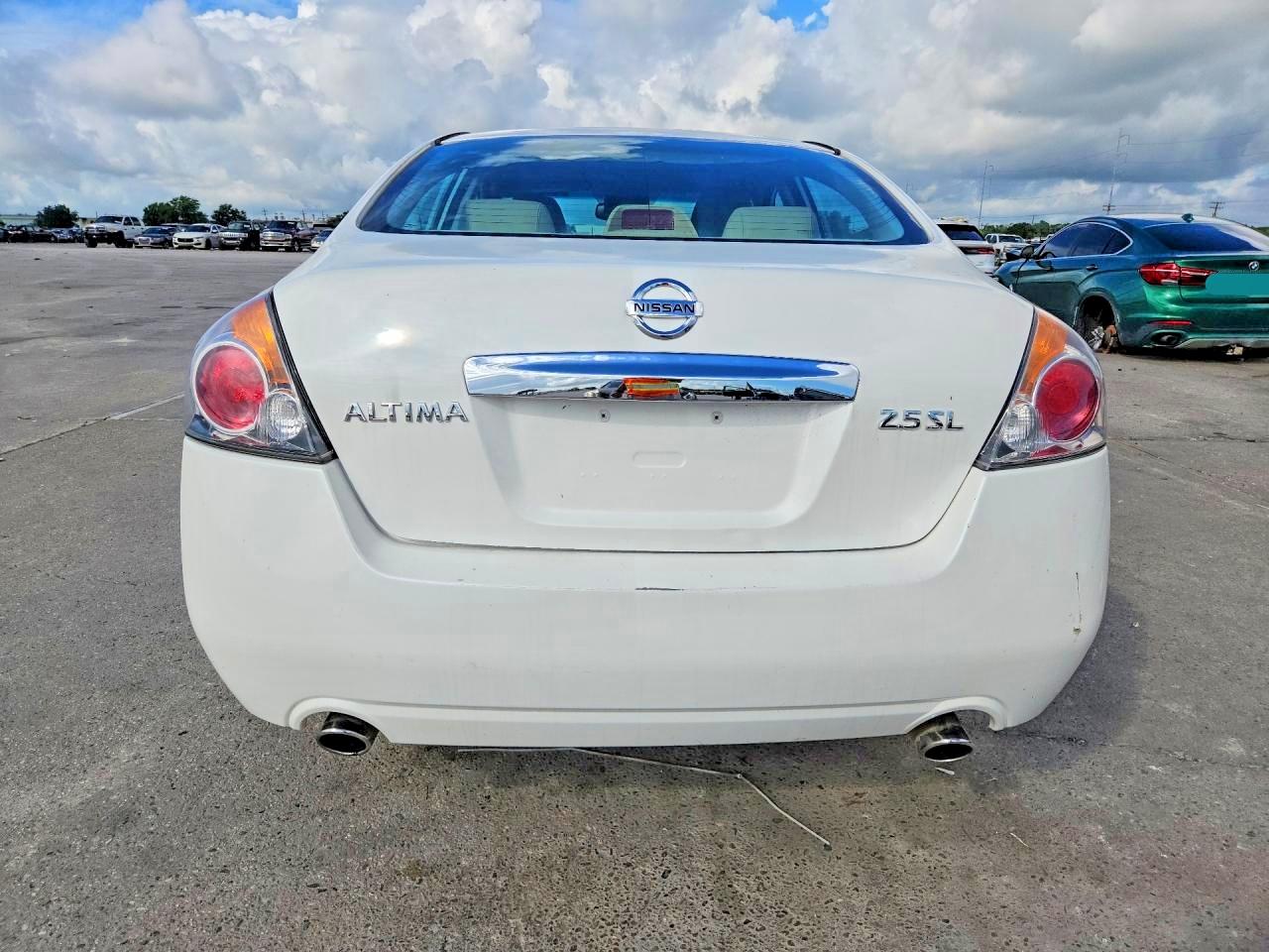 2012 Nissan Altima 2.5 White vin: 1N4AL2APXCN512249