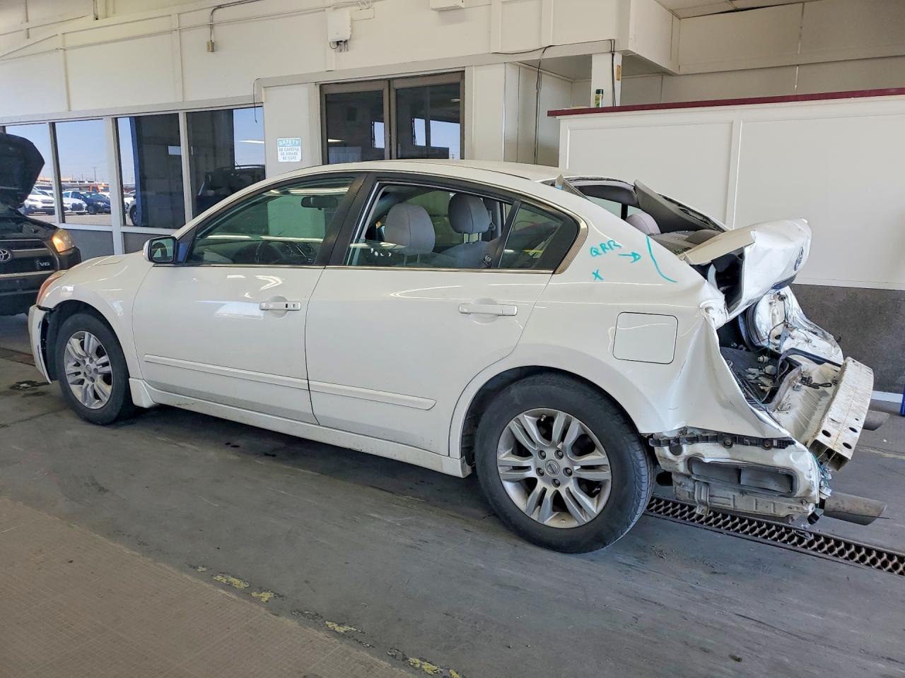2012 Nissan Altima 2.5 Белый vin: 1N4AL2APXCN512560