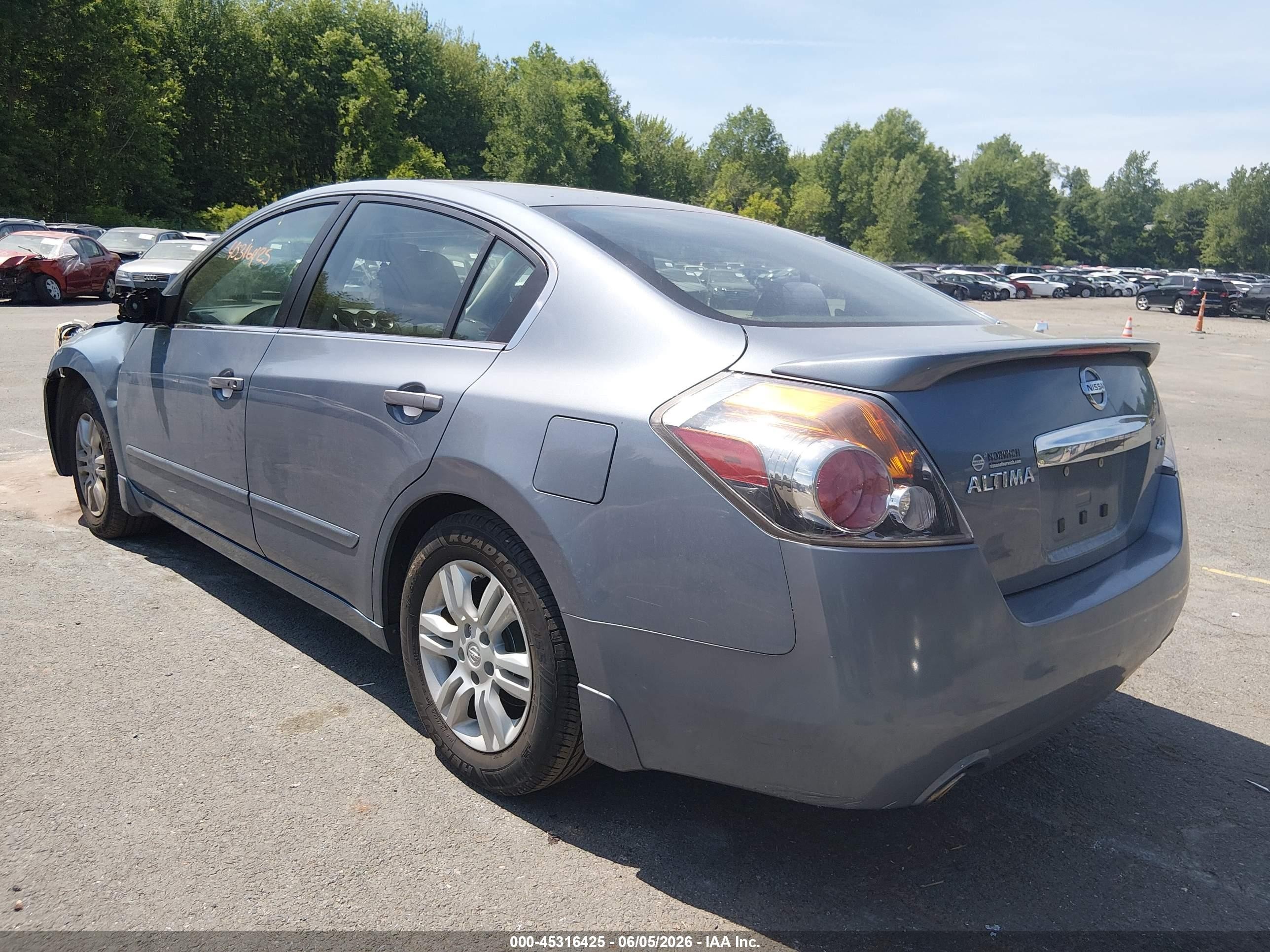 2012 Nissan Altima 2.5 S Gray vin: 1N4AL2APXCN536728
