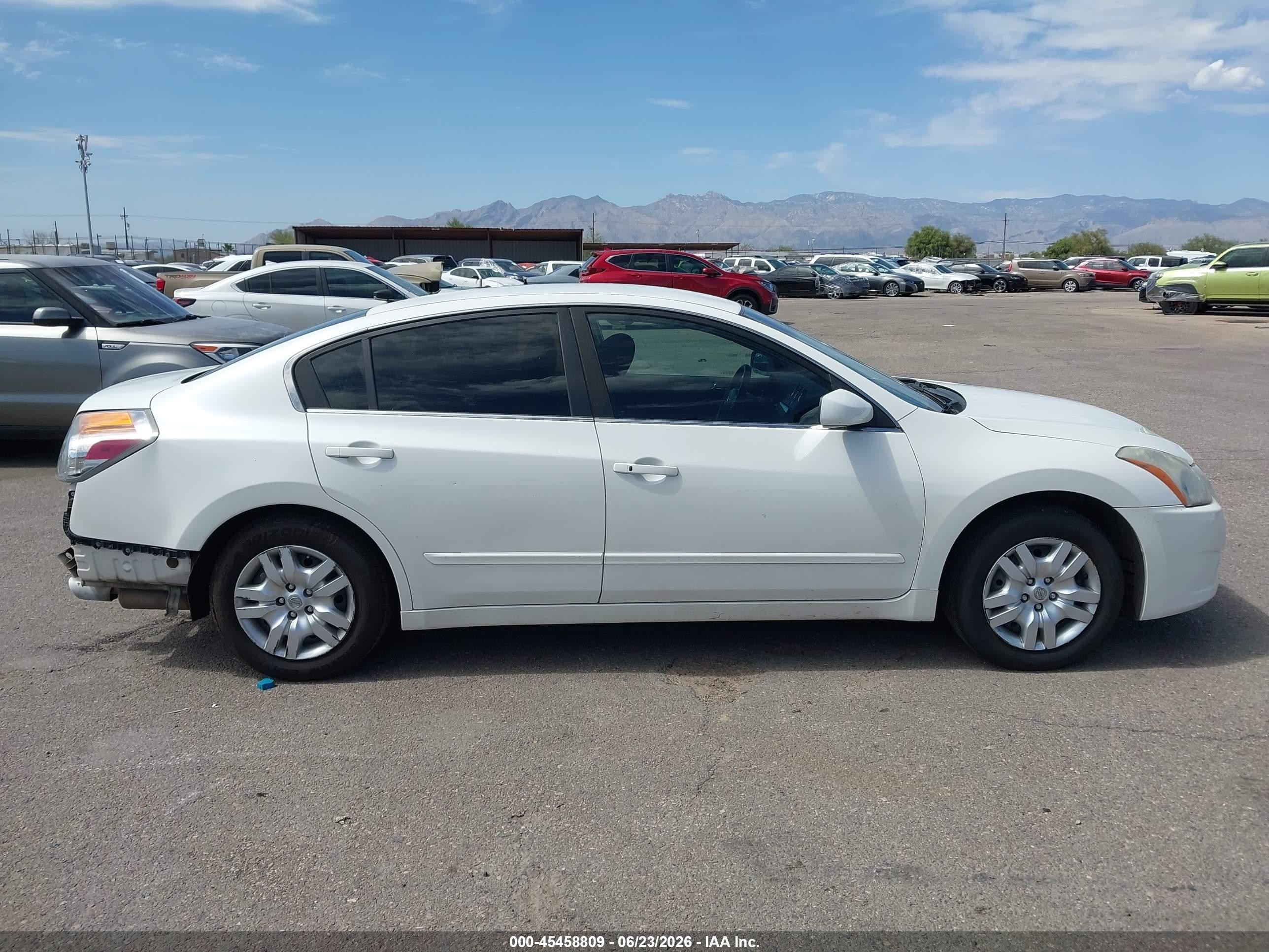 2012 Nissan Altima 2.5 S White vin: 1N4AL2APXCN546806